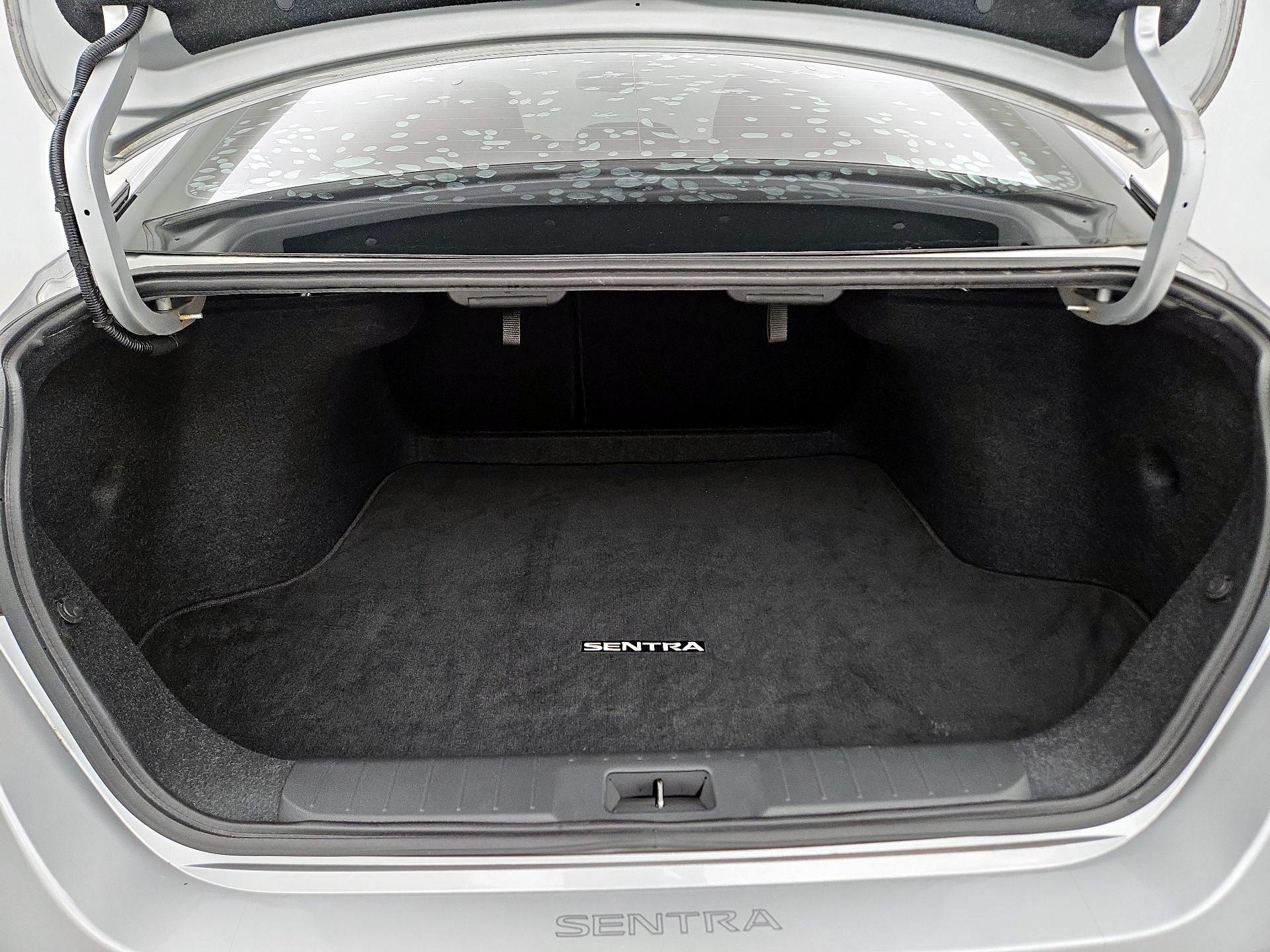 Thumbnail: 2022 Nissan Sentra - 20