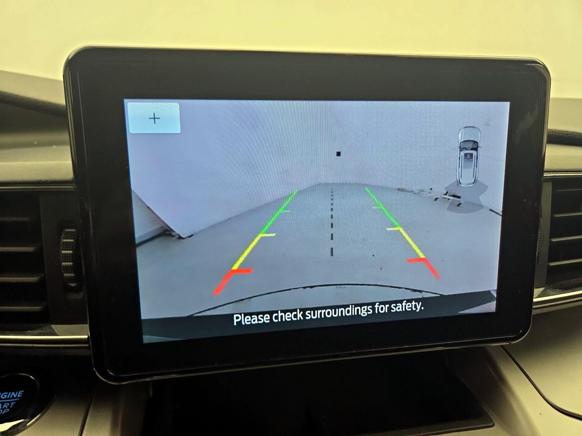 Thumbnail: 2022 Ford Explorer - 14