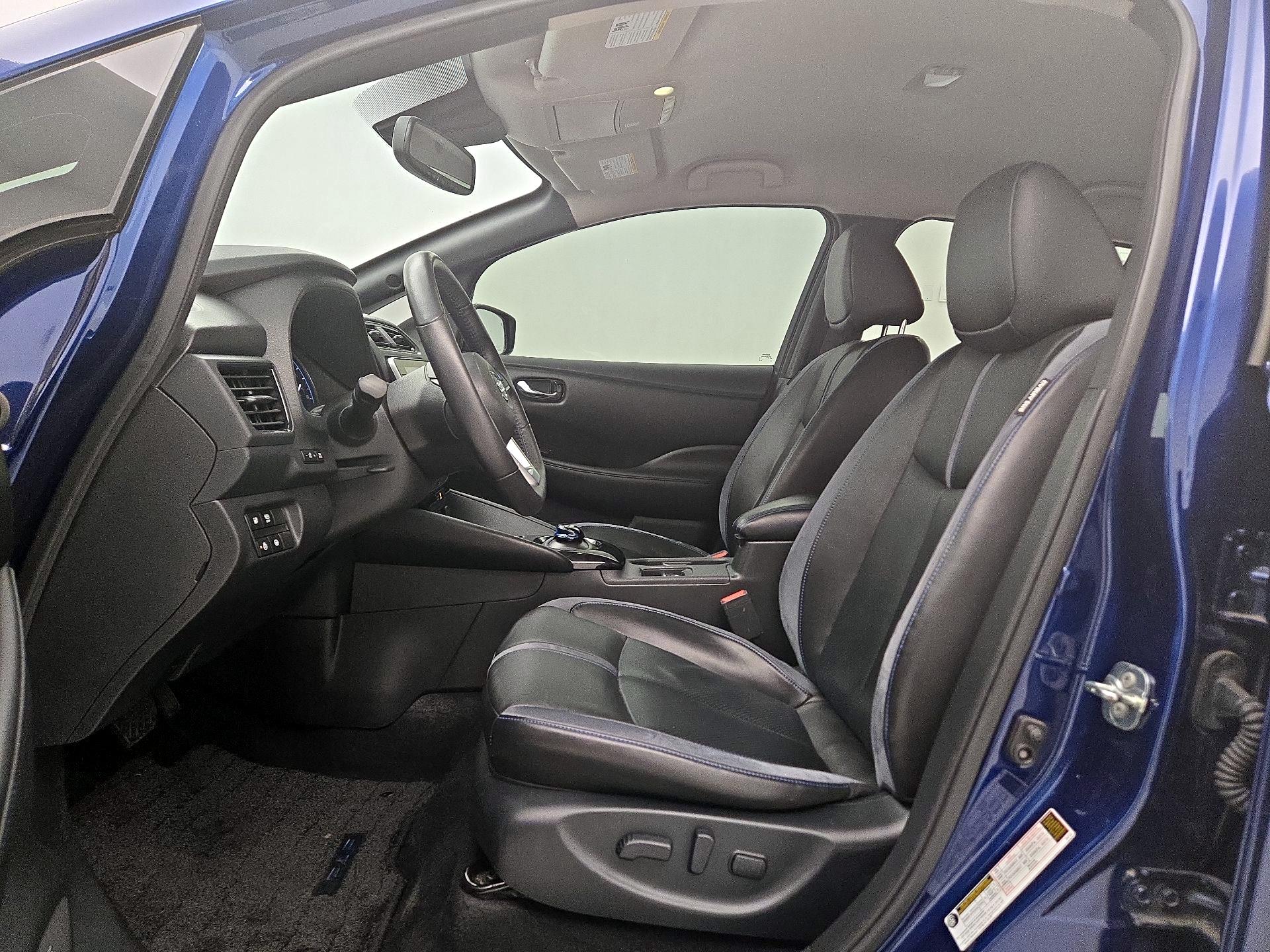 Thumbnail: 2020 Nissan Leaf - 11