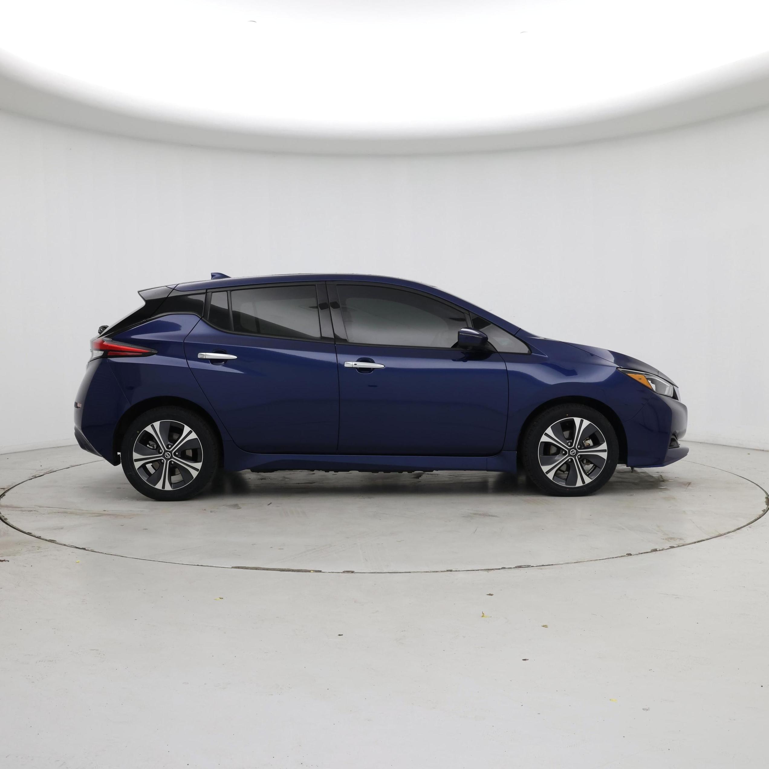 Thumbnail: 2020 Nissan Leaf - 7