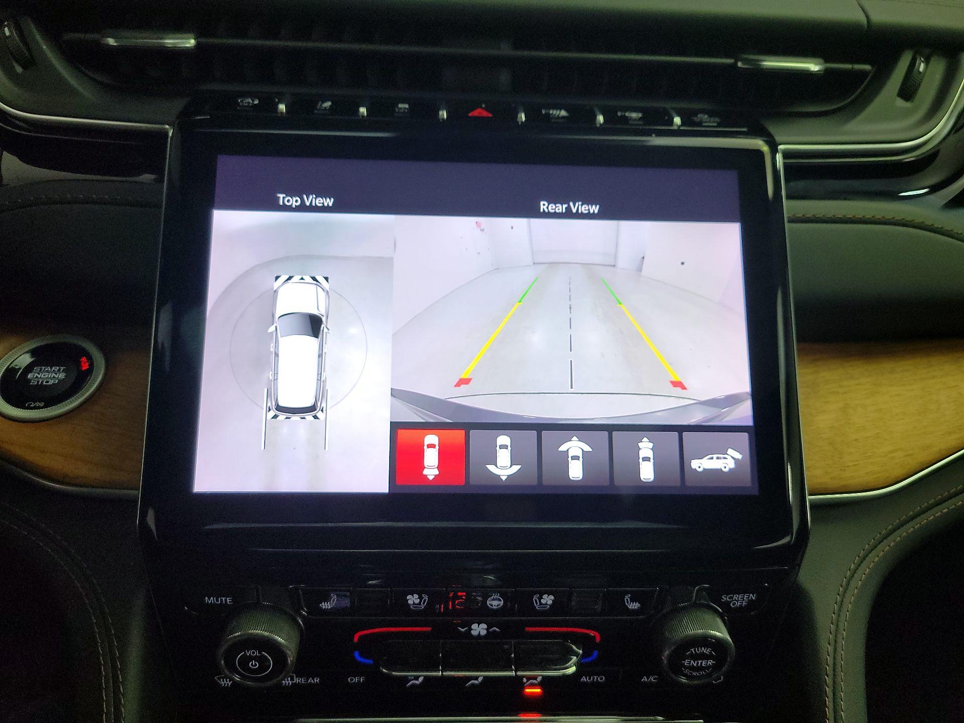 Thumbnail: 2022 Jeep Grand Cherokee - 15