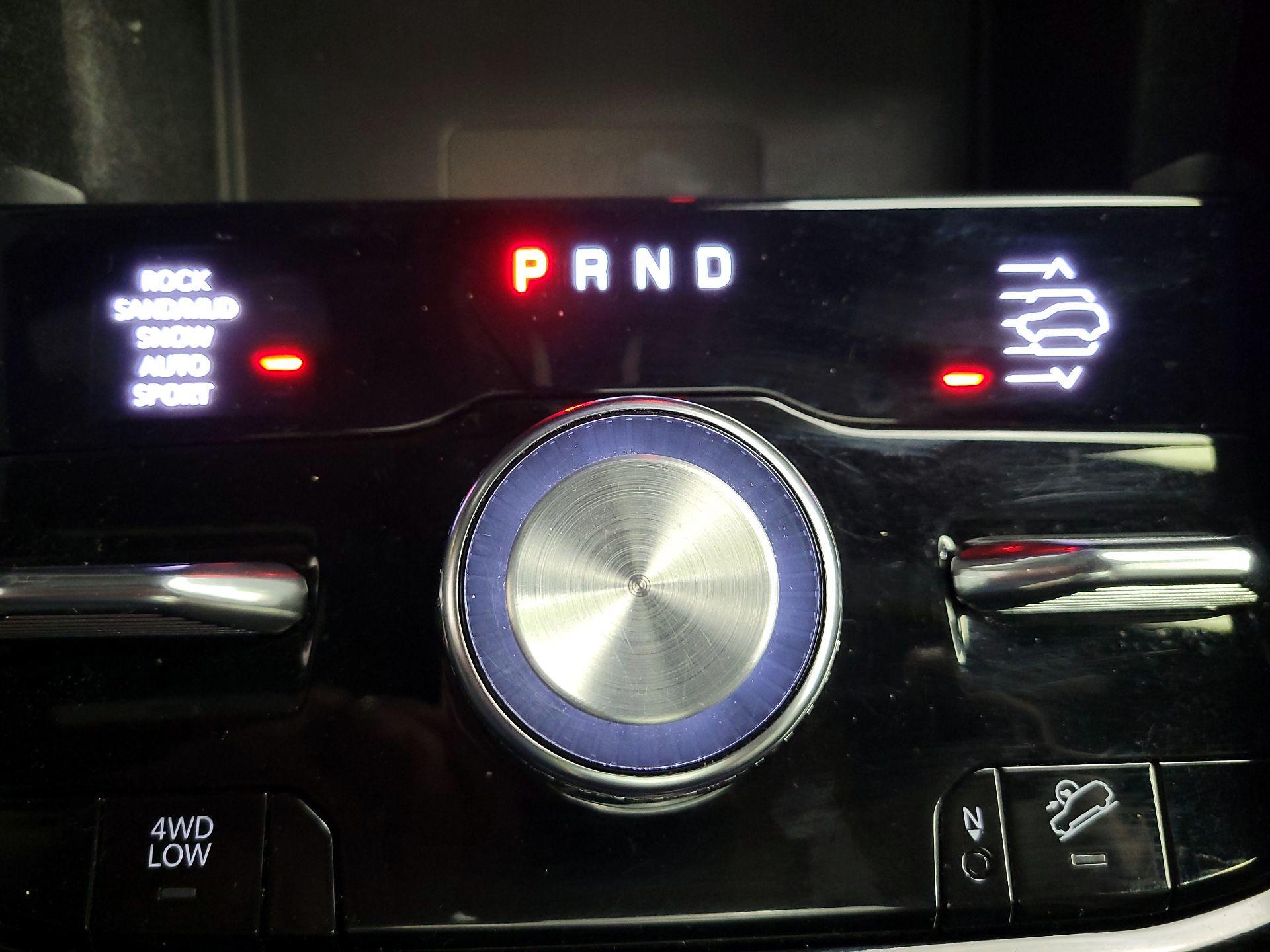 Thumbnail: 2022 Jeep Grand Cherokee - 18