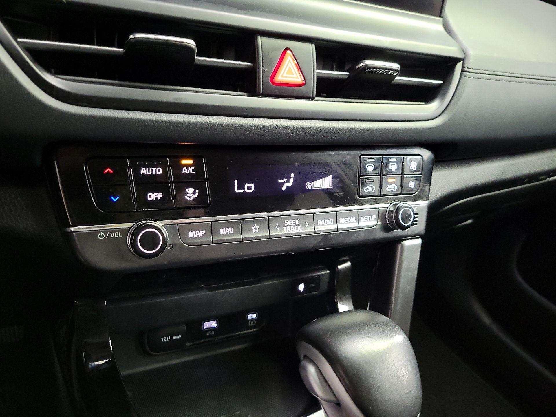 Thumbnail: 2024 Kia Seltos - 17