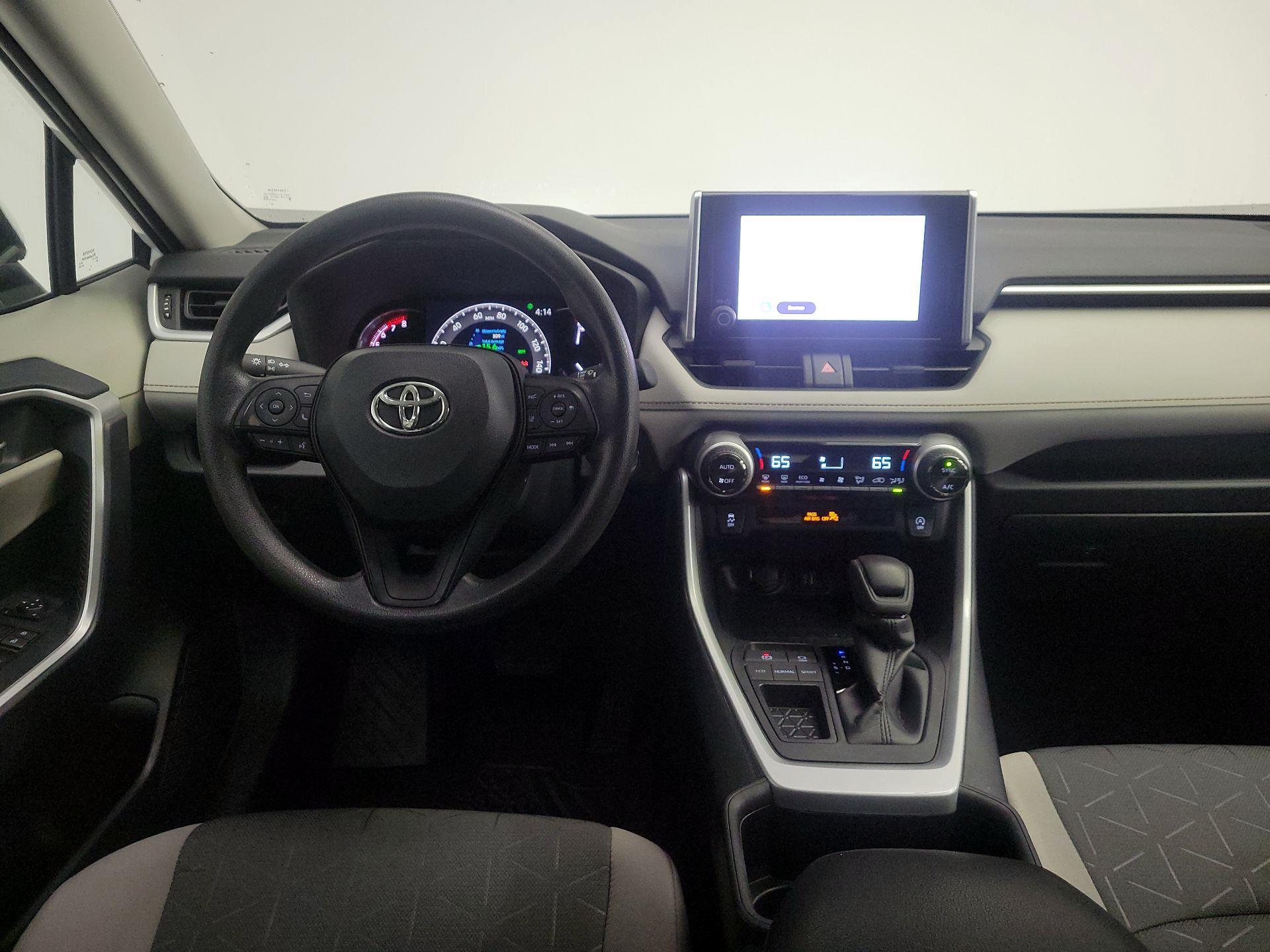 Thumbnail: 2024 Toyota RAV4 - 9