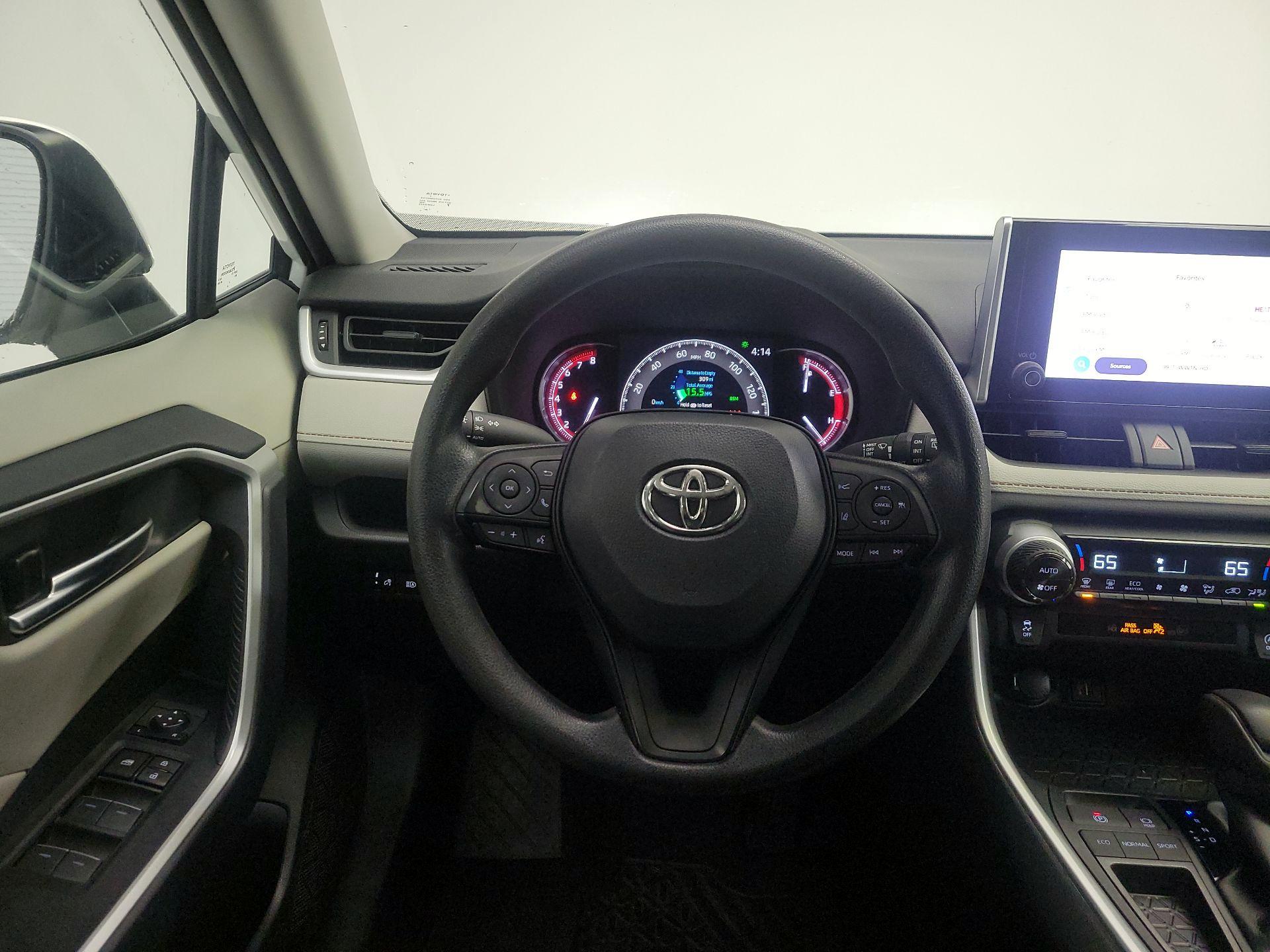 Thumbnail: 2024 Toyota RAV4 - 10