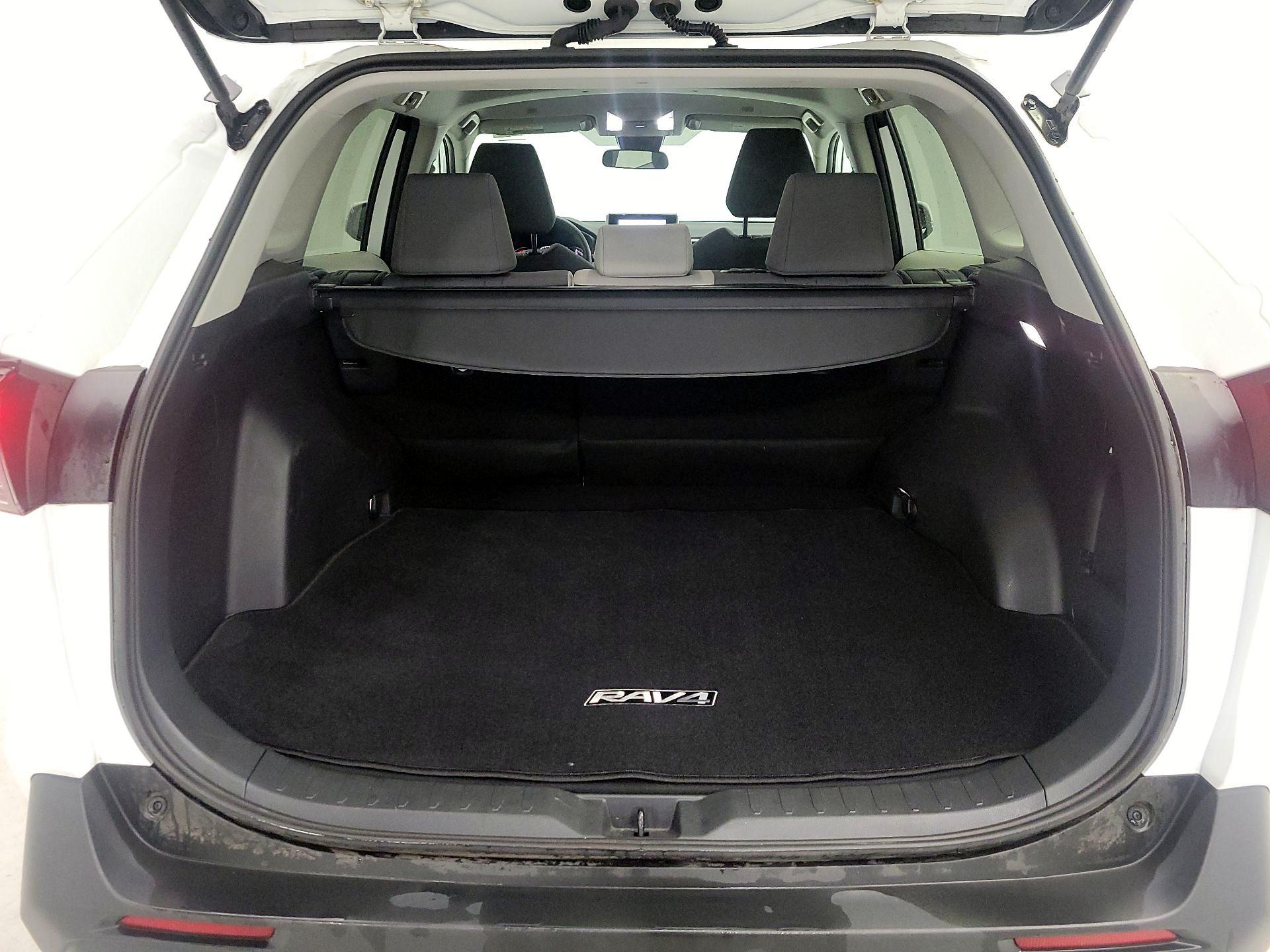 Thumbnail: 2024 Toyota RAV4 - 20