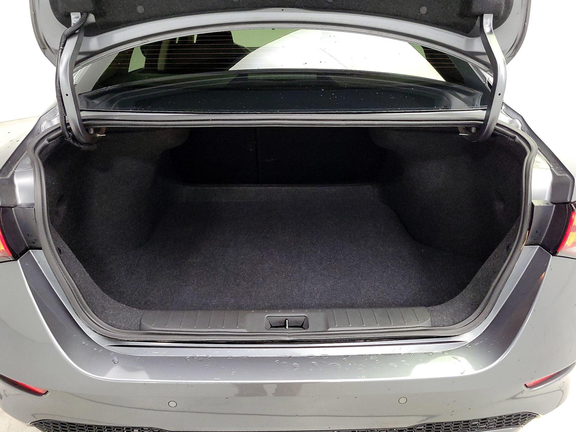 Thumbnail: 2022 Nissan Sentra - 20