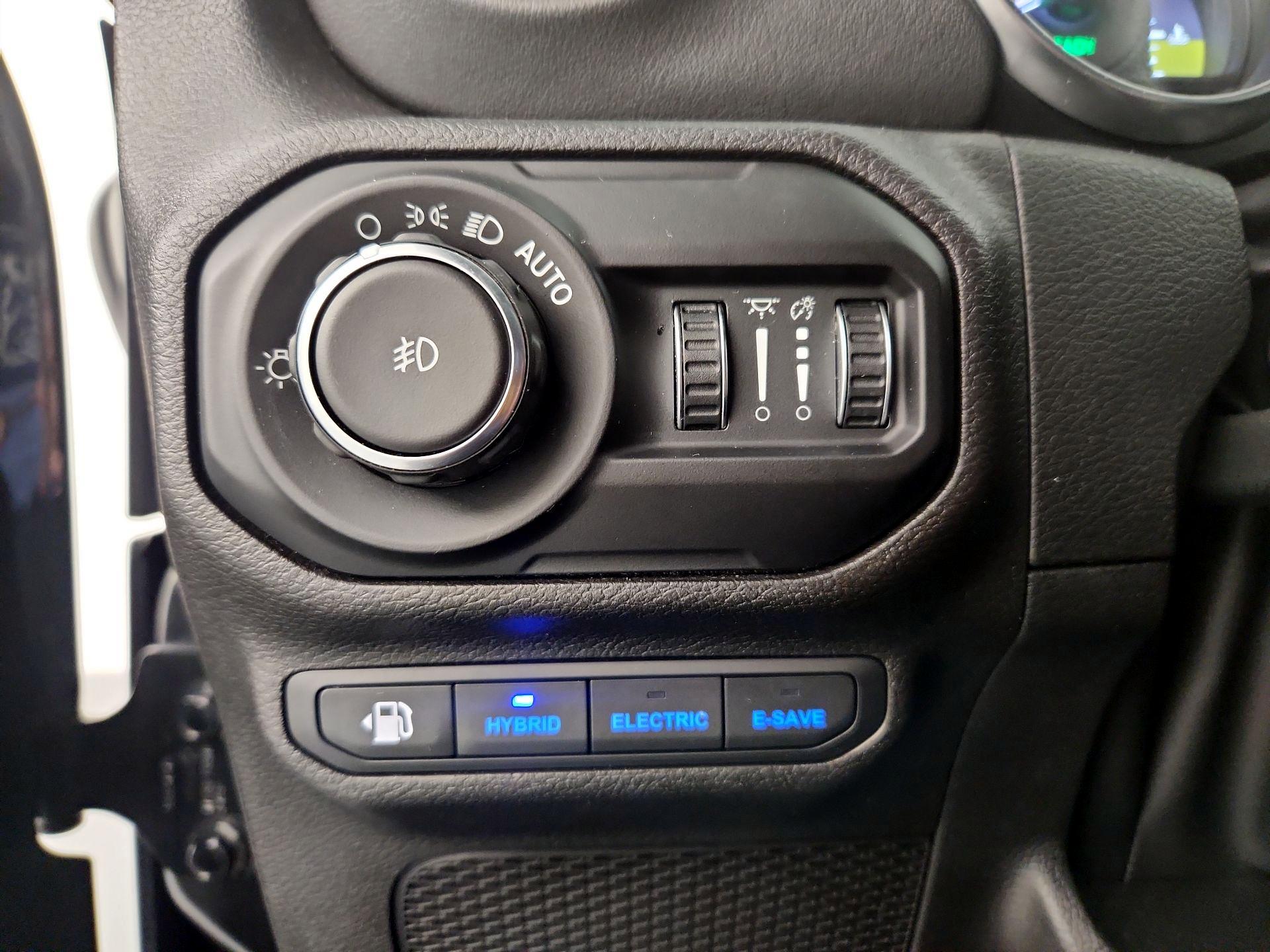 Thumbnail: 2022 Jeep Wrangler - 13