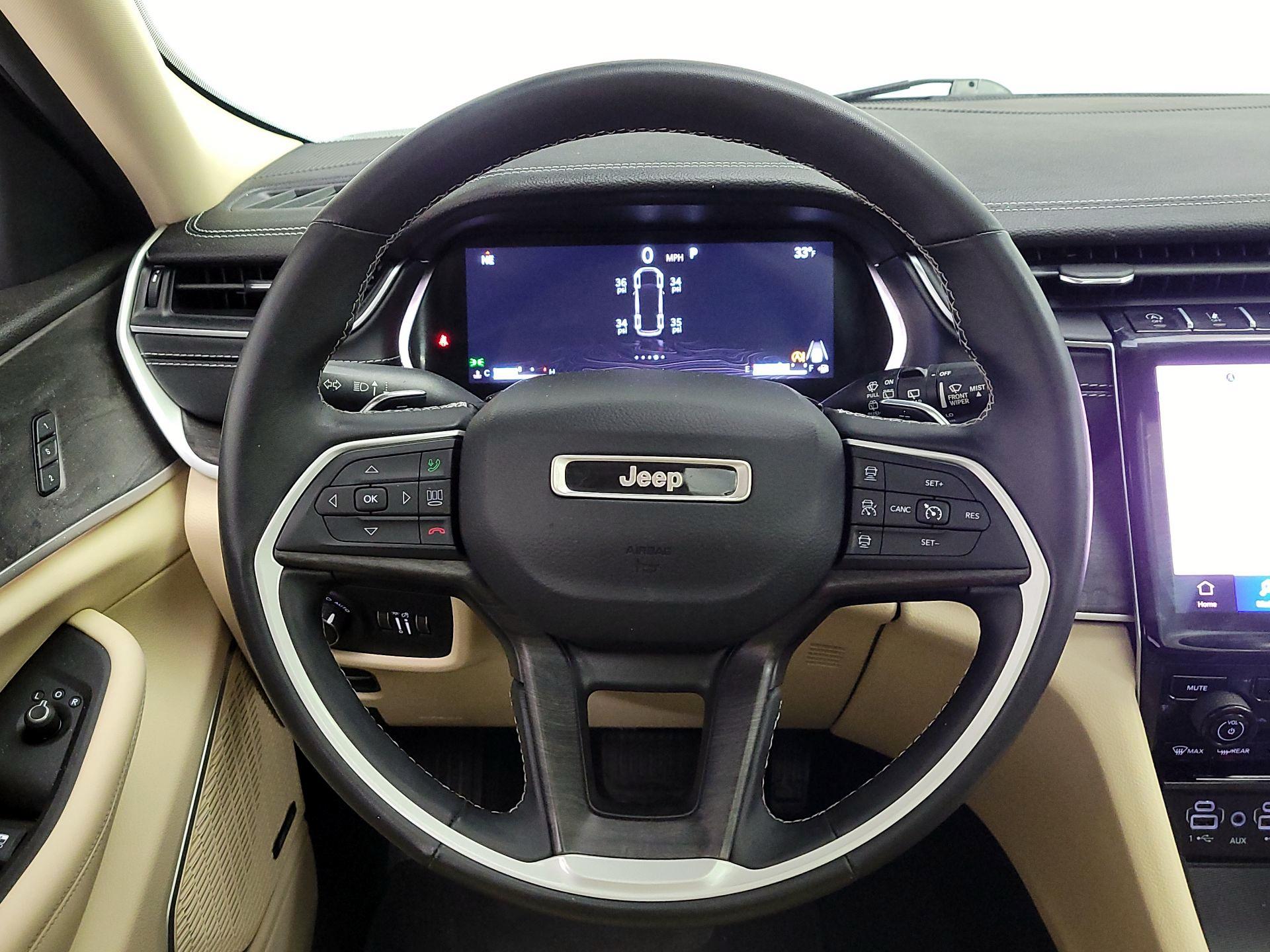 Thumbnail: 2022 Jeep Grand Cherokee - 10