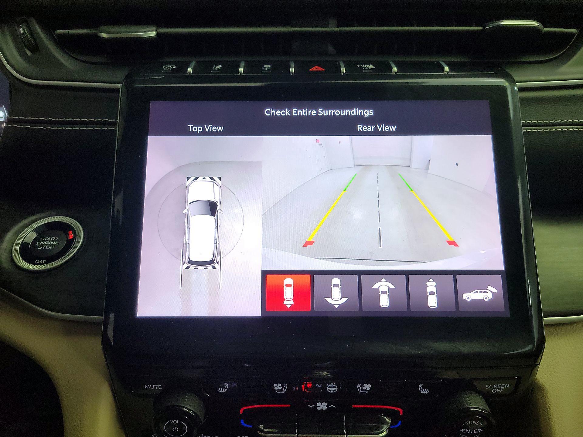 Thumbnail: 2022 Jeep Grand Cherokee - 15