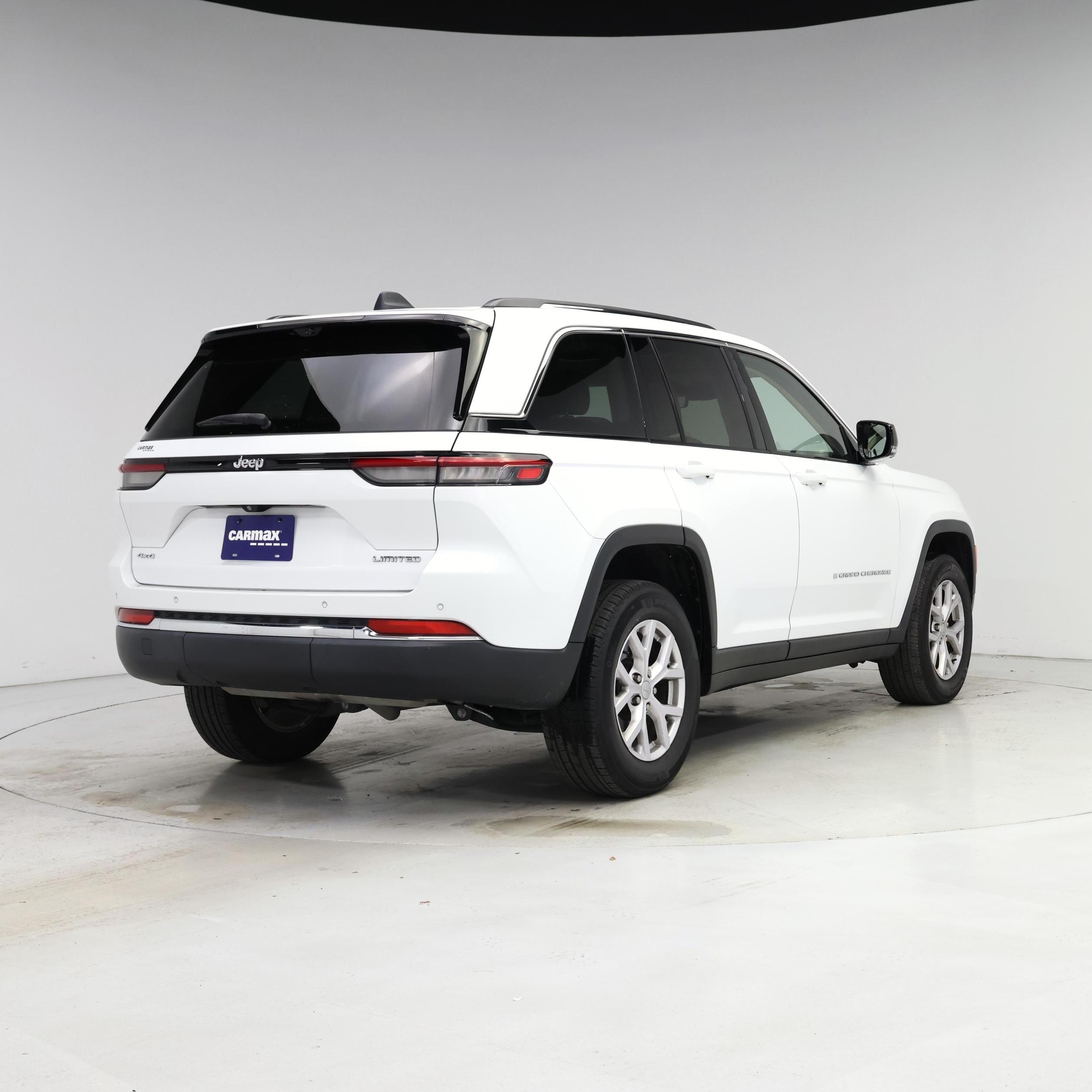 Thumbnail: 2022 Jeep Grand Cherokee - 8