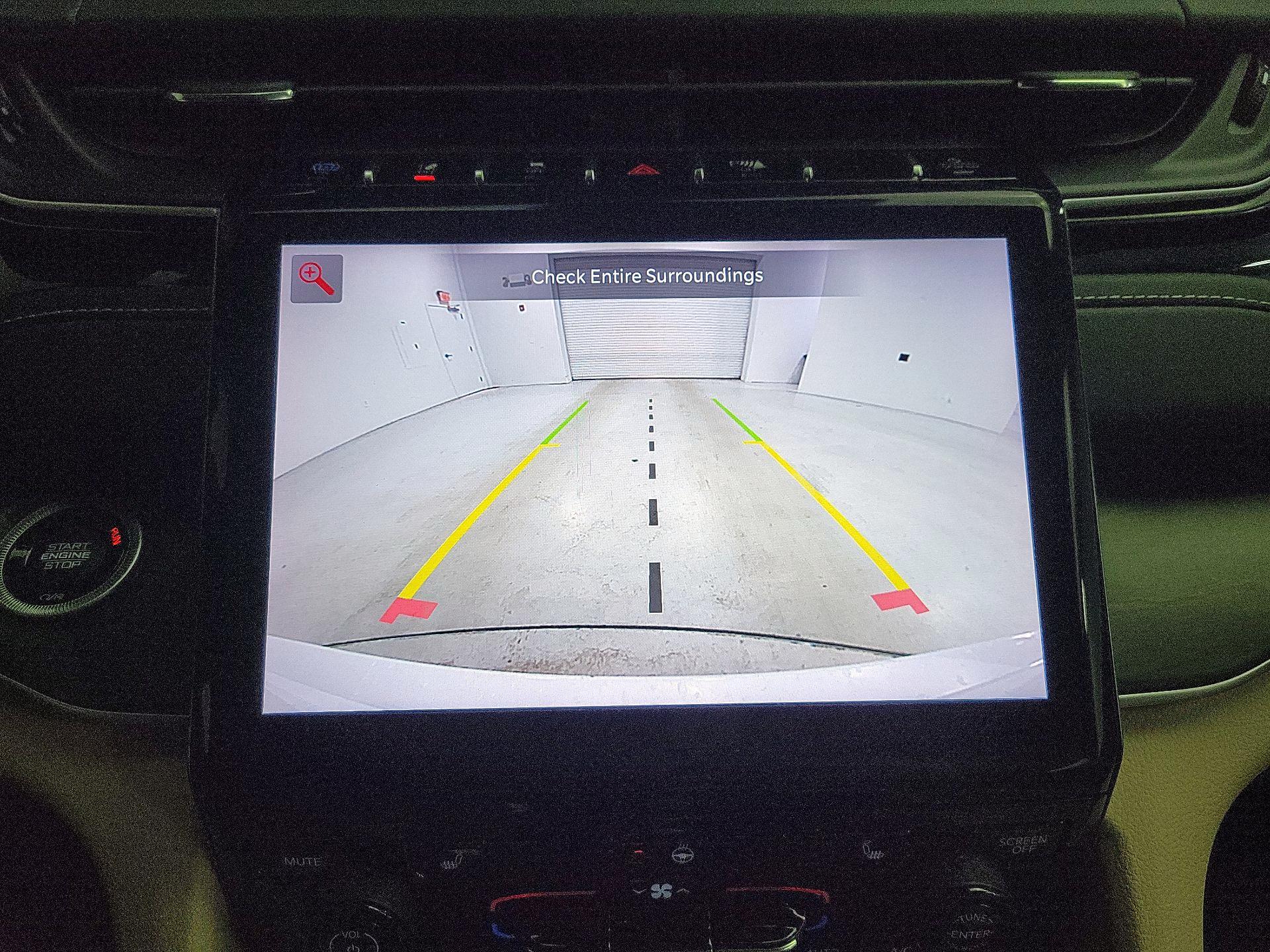 Thumbnail: 2022 Jeep Grand Cherokee - 15