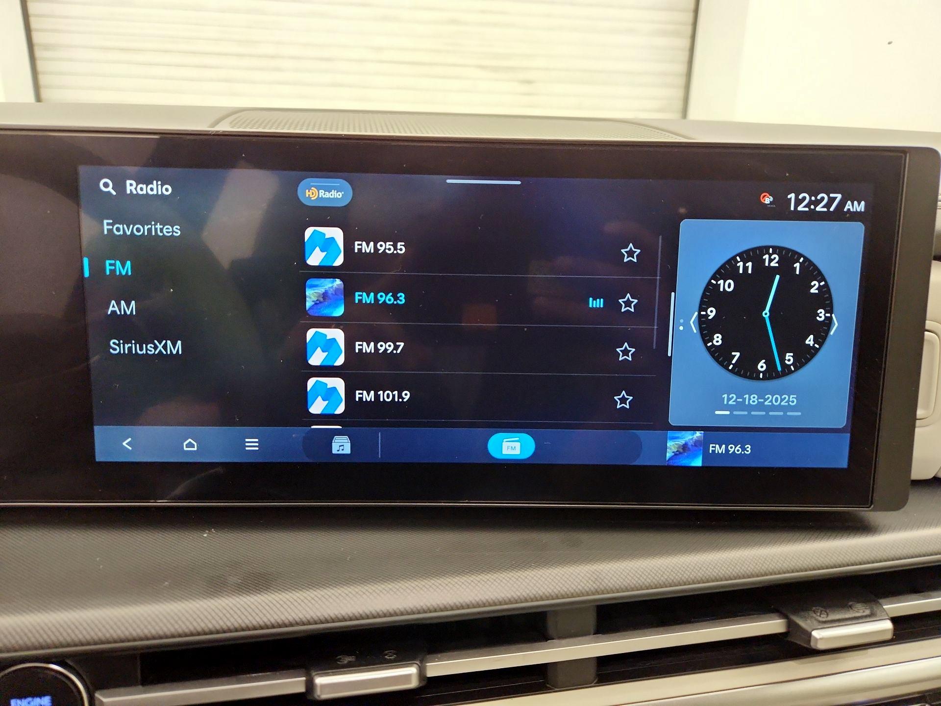 Thumbnail: 2025 Hyundai Santa Fe - 15