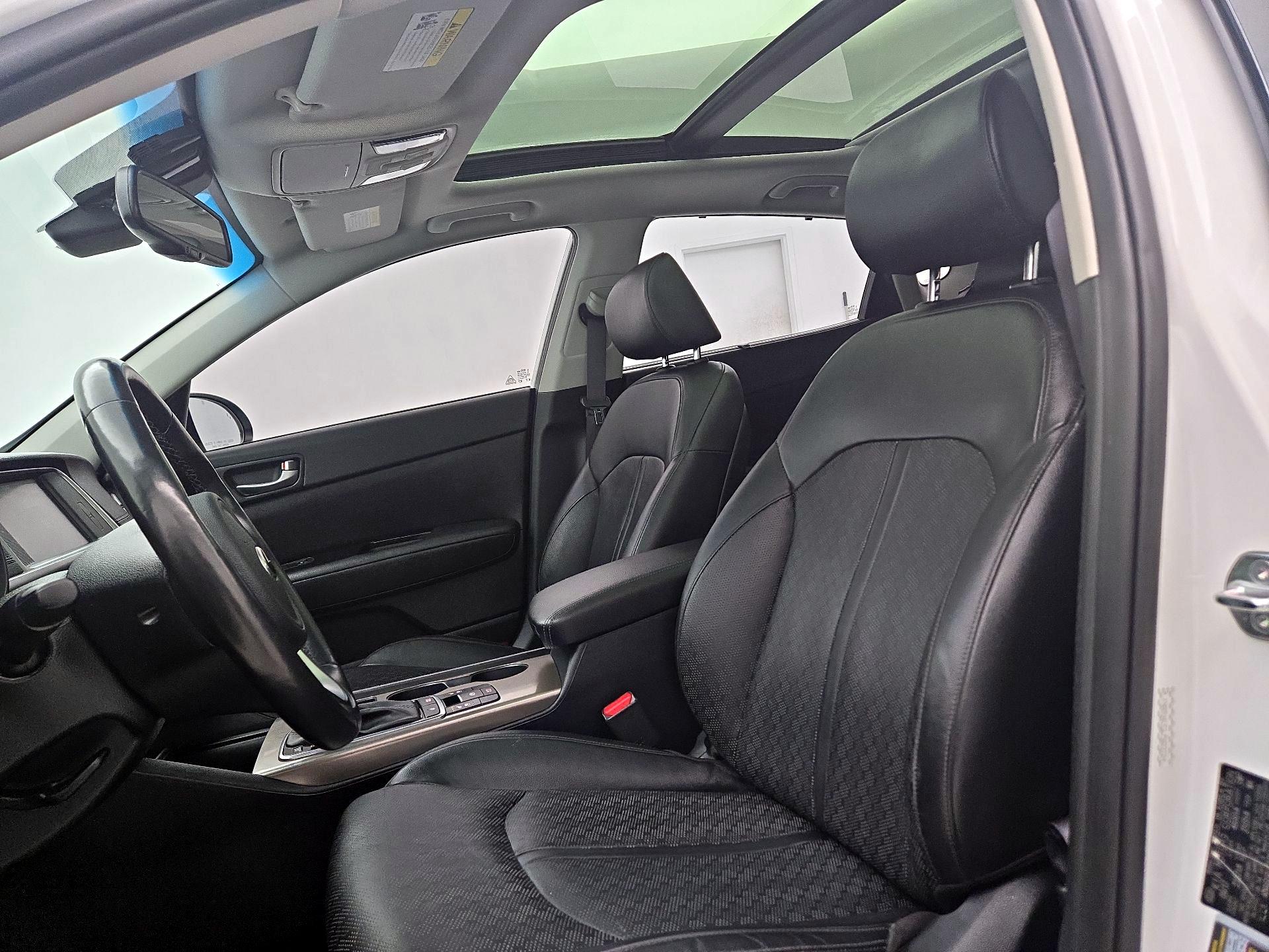 Thumbnail: 2018 Kia Optima - 11