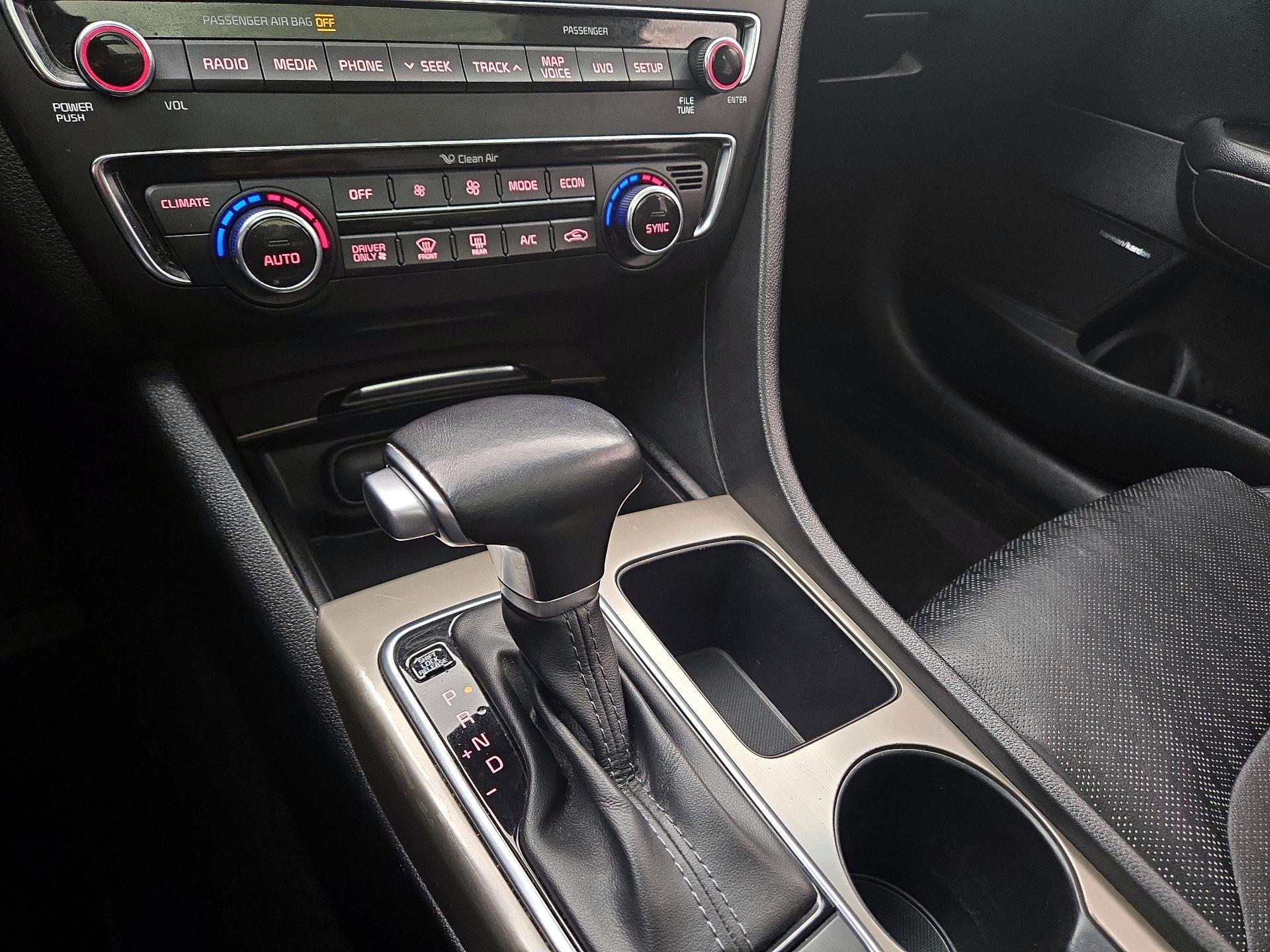 Thumbnail: 2018 Kia Optima - 17