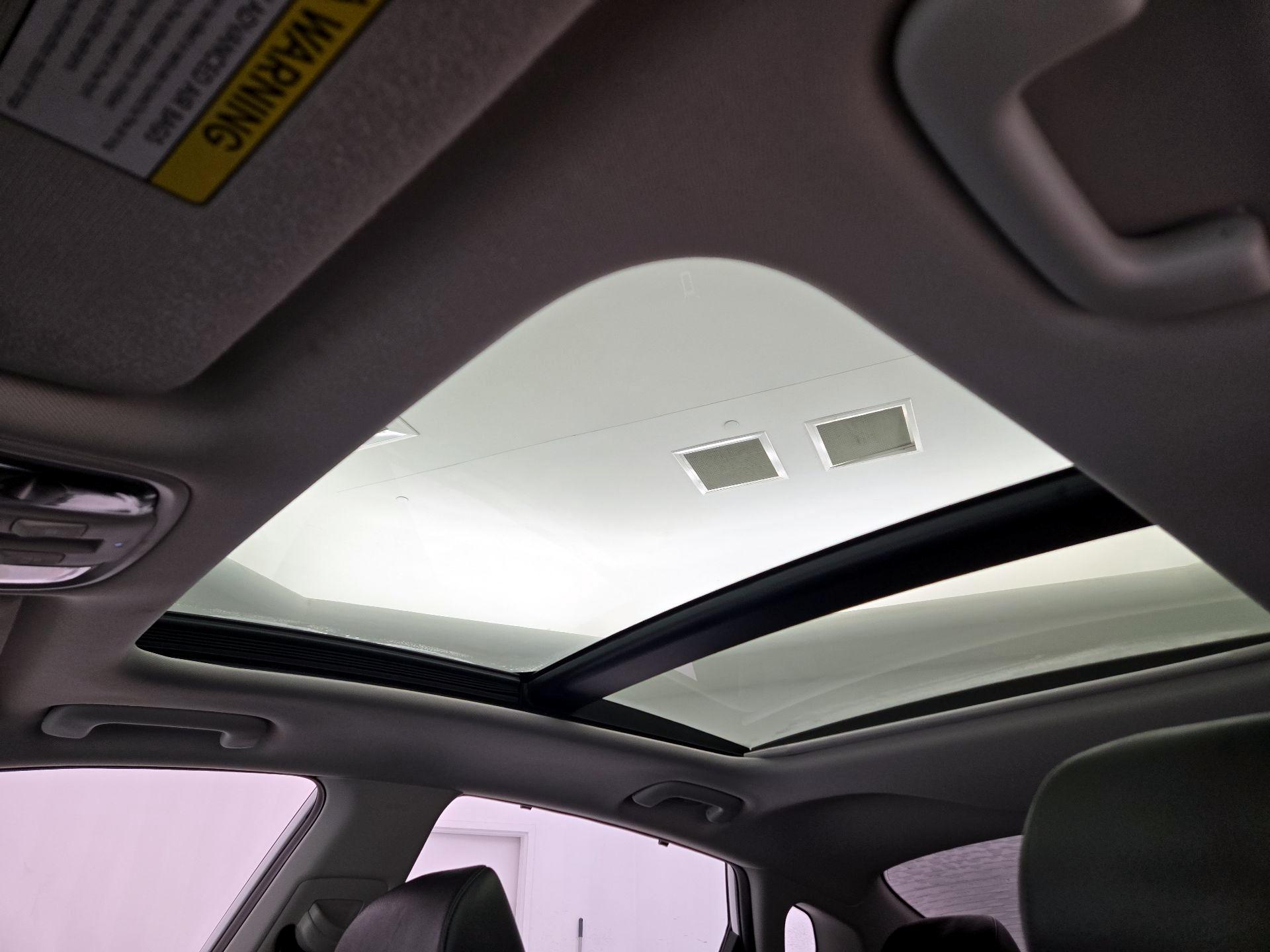 Thumbnail: 2018 Kia Optima - 19