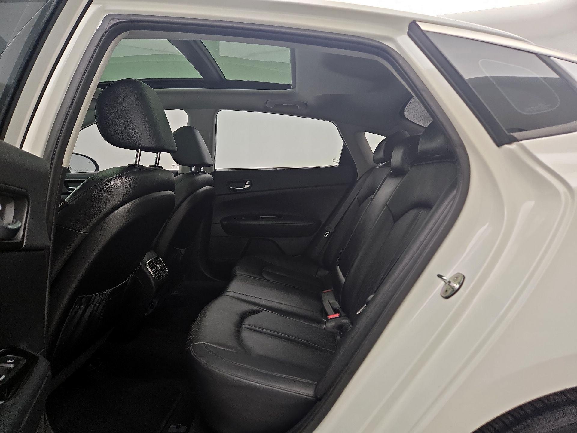 Thumbnail: 2018 Kia Optima - 20