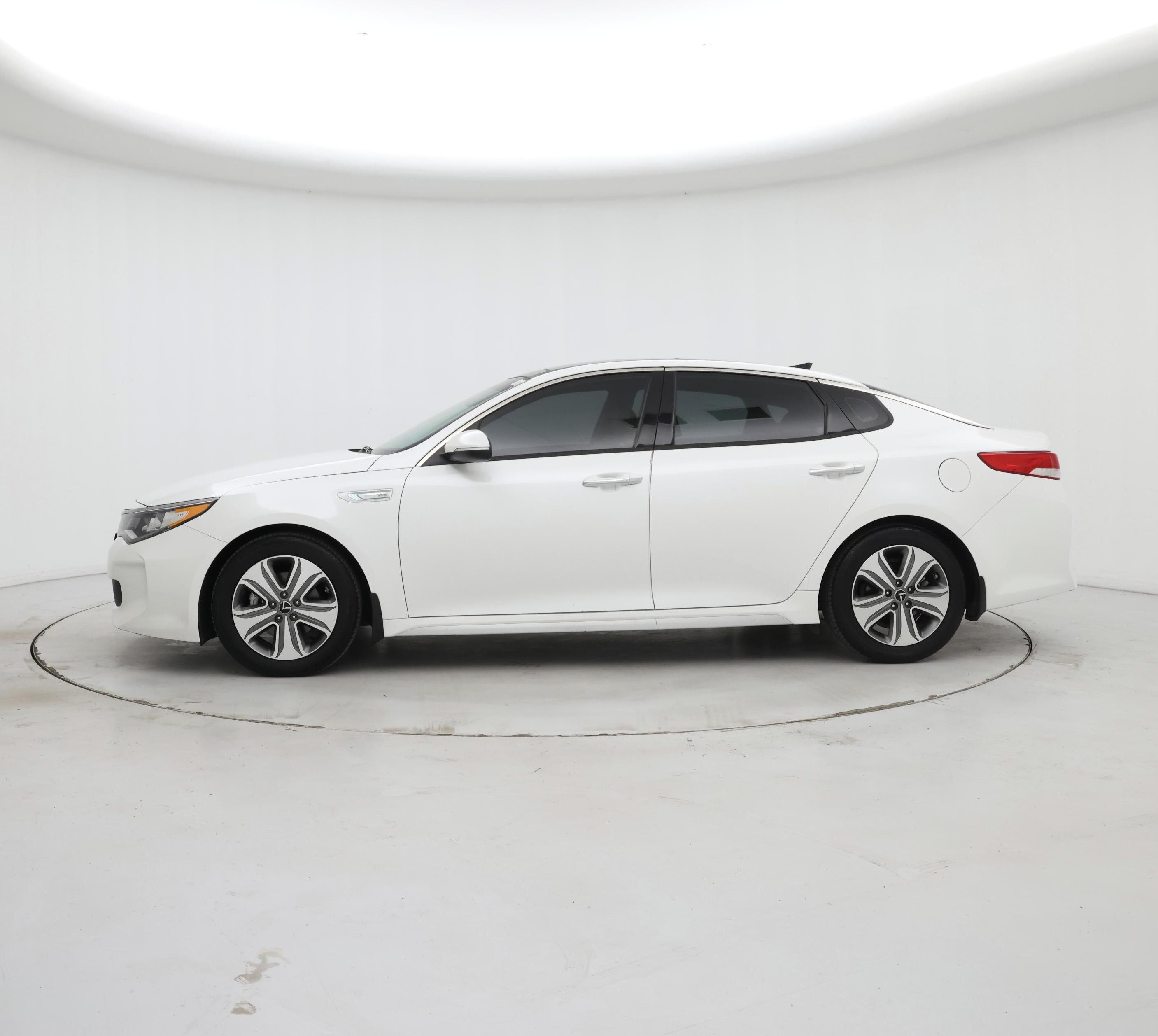 Thumbnail: 2018 Kia Optima - 3