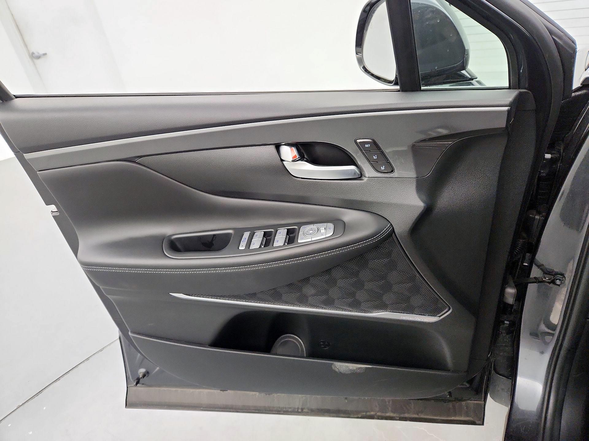 Thumbnail: 2023 Hyundai Santa Fe - 12