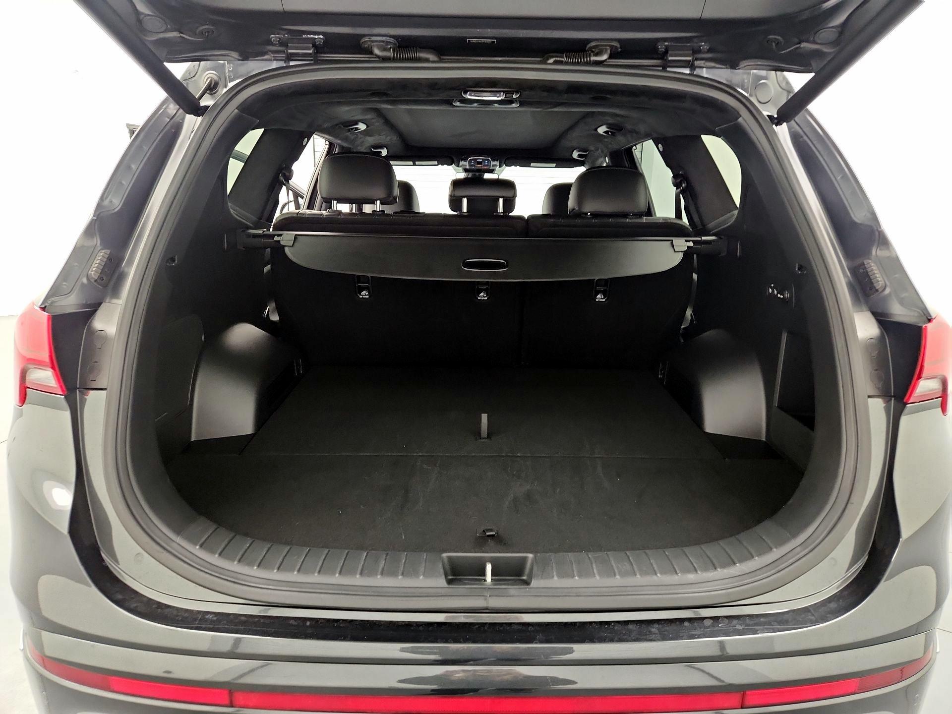 Thumbnail: 2023 Hyundai Santa Fe - 20