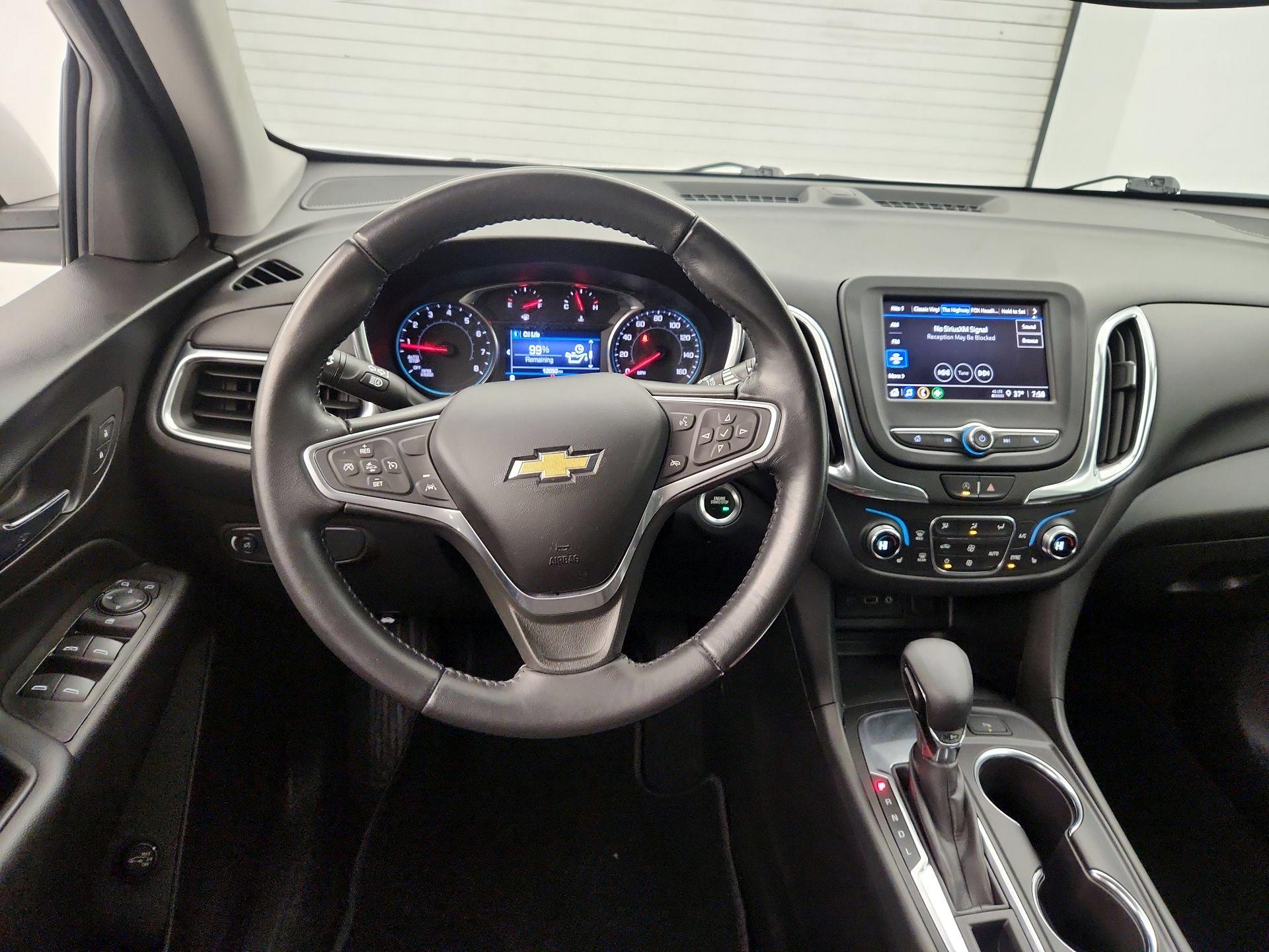 Thumbnail: 2022 Chevrolet Equinox - 10