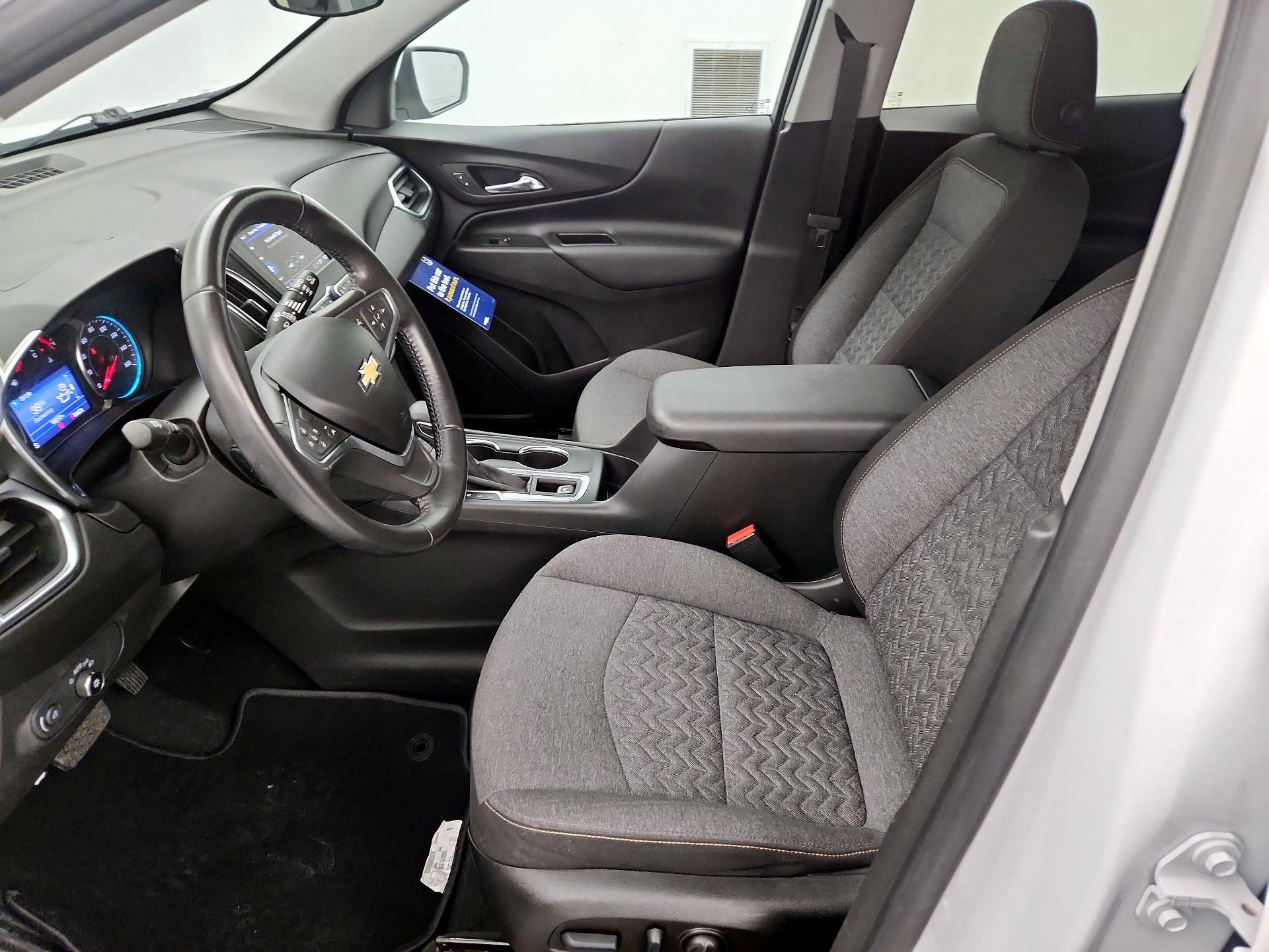 Thumbnail: 2022 Chevrolet Equinox - 11