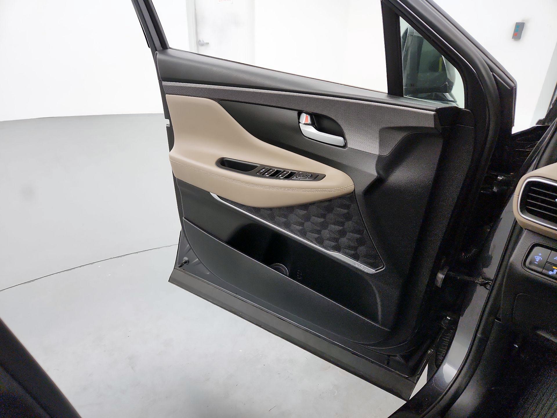 Thumbnail: 2020 Hyundai Santa Fe - 12