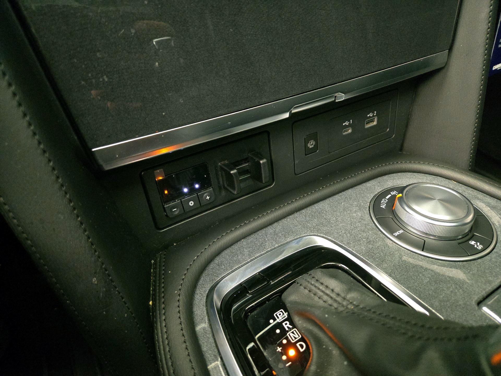 Thumbnail: 2023 Nissan Armada - 19