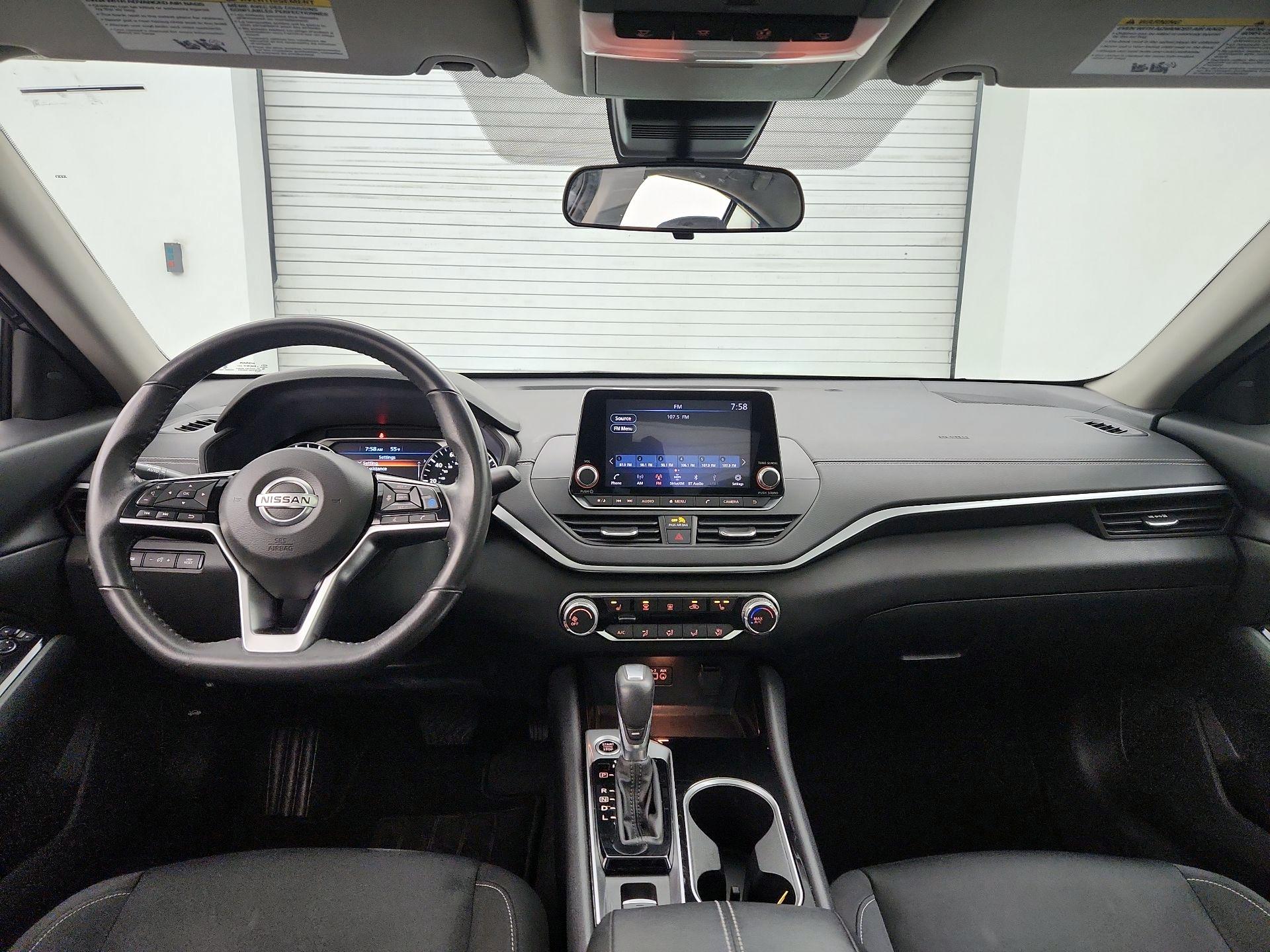 Thumbnail: 2022 Nissan Altima - 9