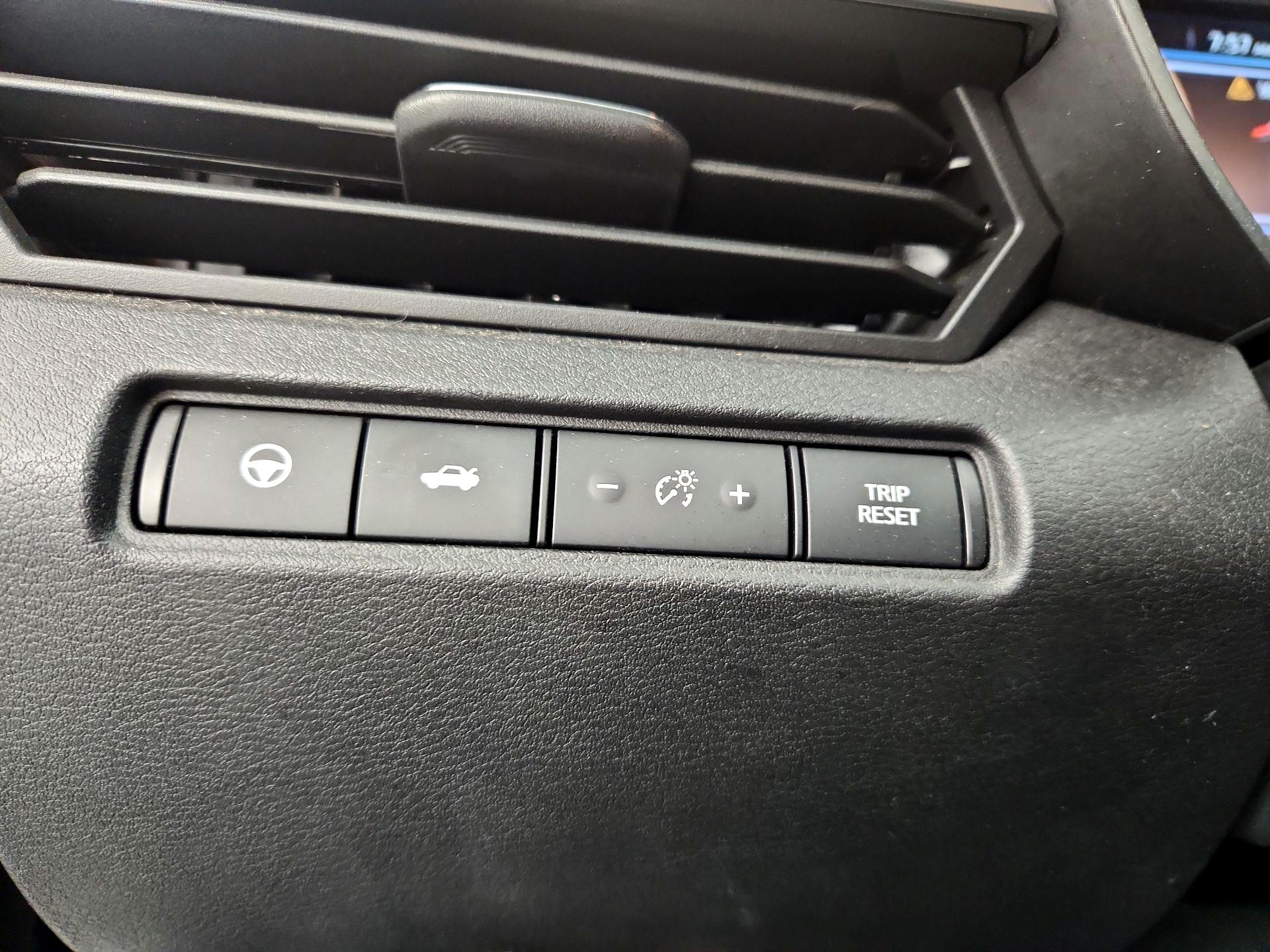 Thumbnail: 2022 Nissan Altima - 13