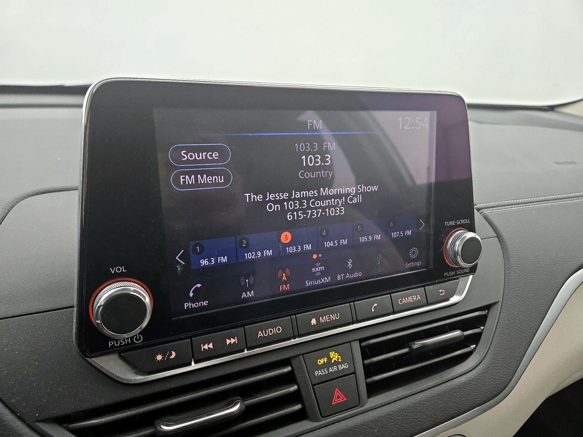 Thumbnail: 2020 Nissan Altima - 15