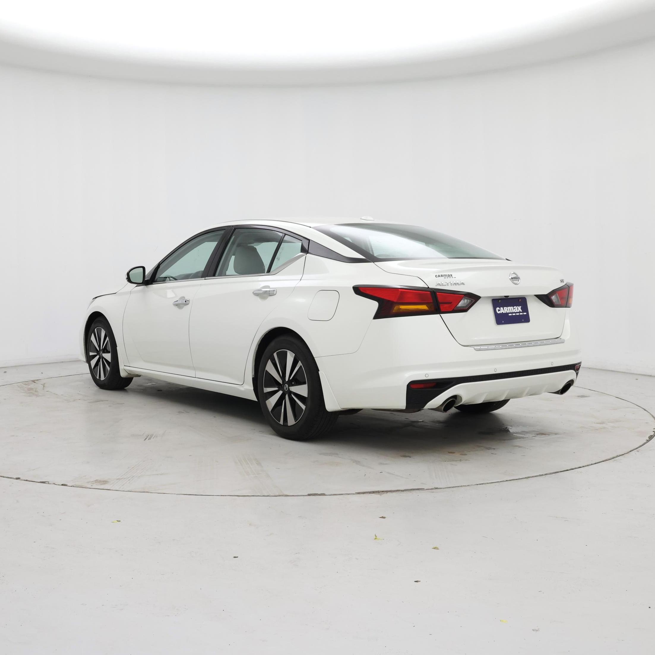 Thumbnail: 2020 Nissan Altima - 2