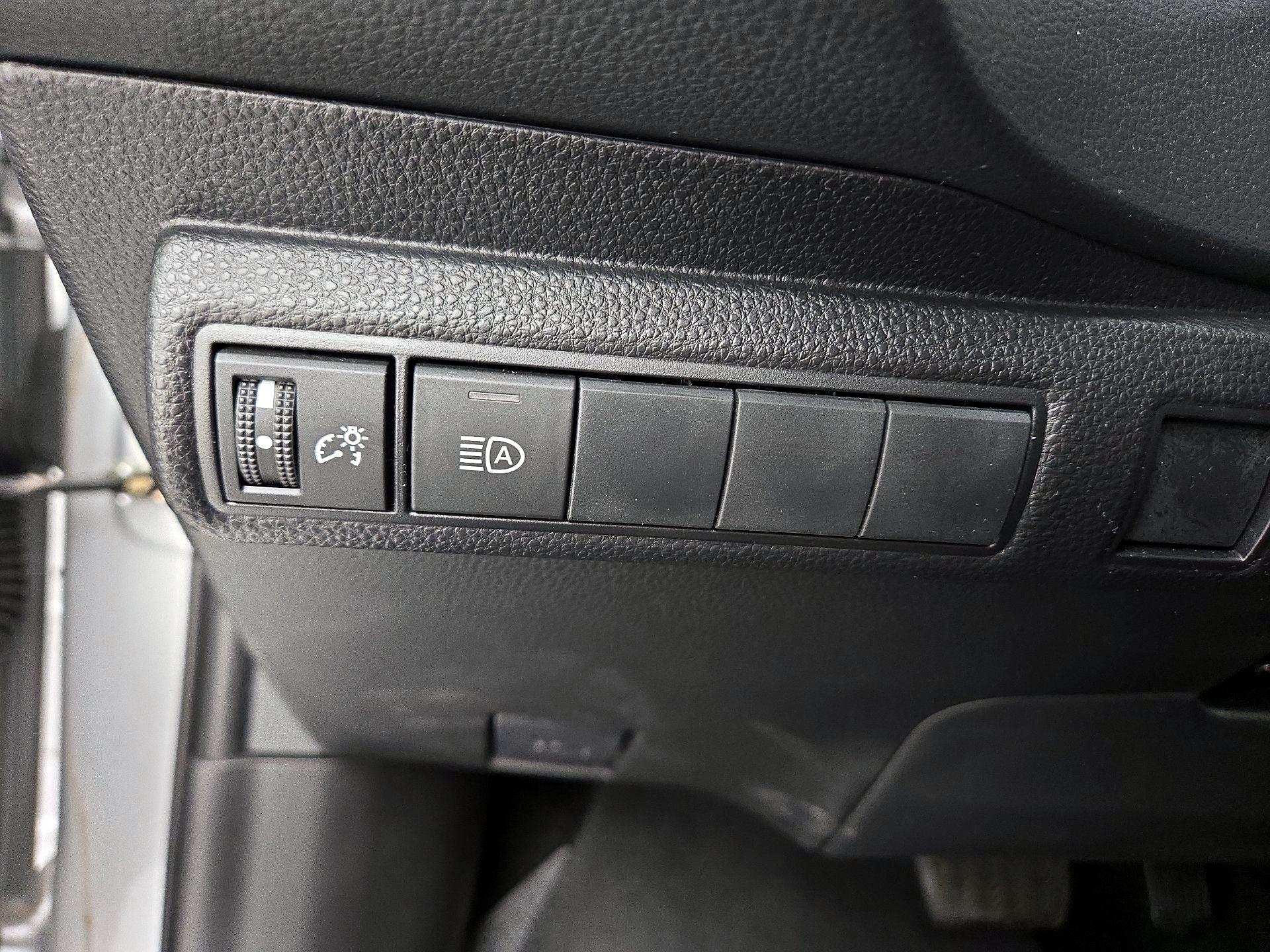 Thumbnail: 2023 Toyota Corolla - 13