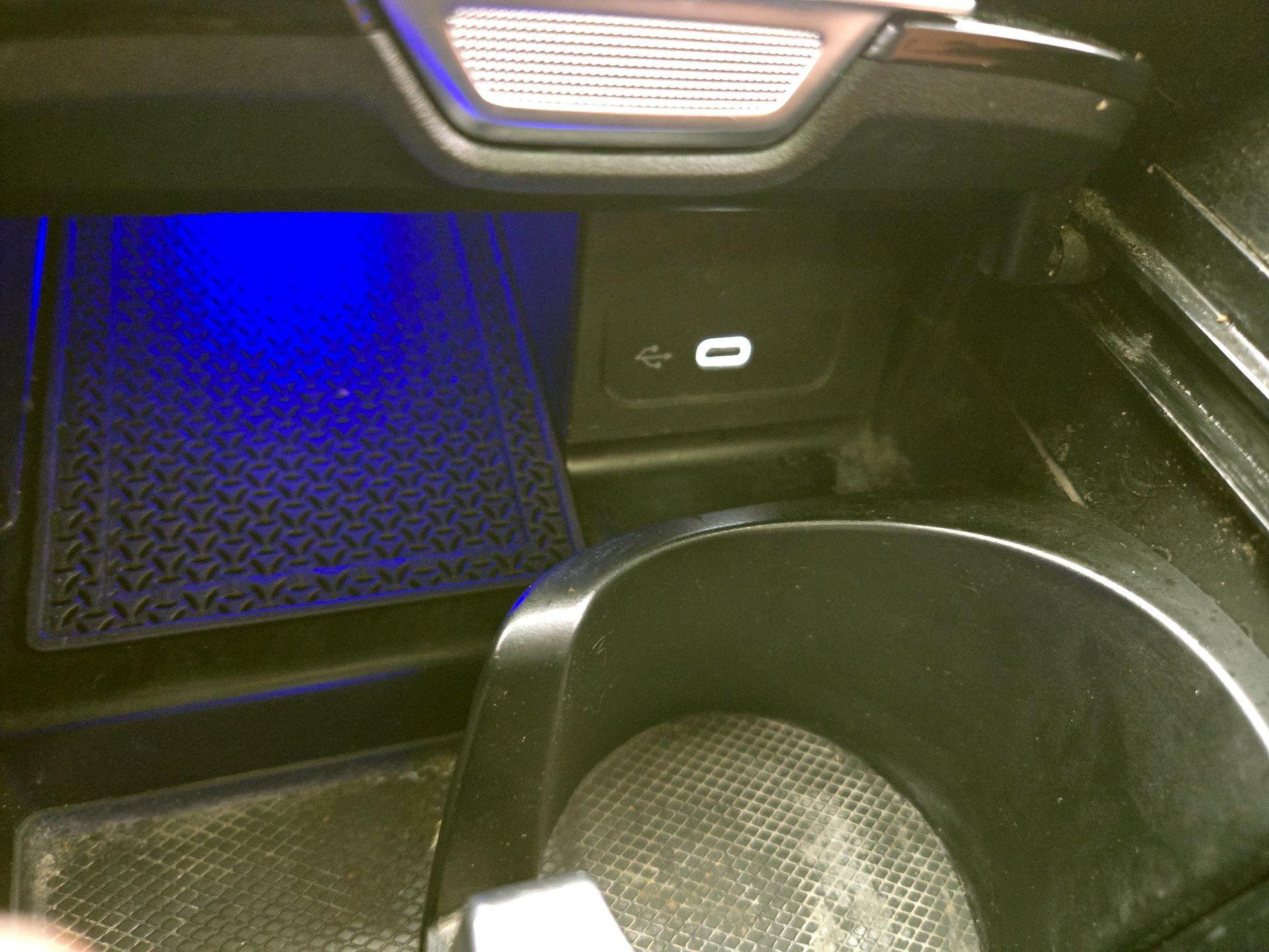 Thumbnail: 2024 Mercedes-Benz C-Class - 19