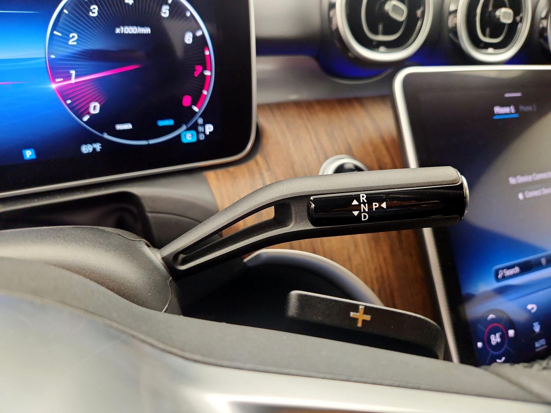 Thumbnail: 2024 Mercedes-Benz C-Class - 17