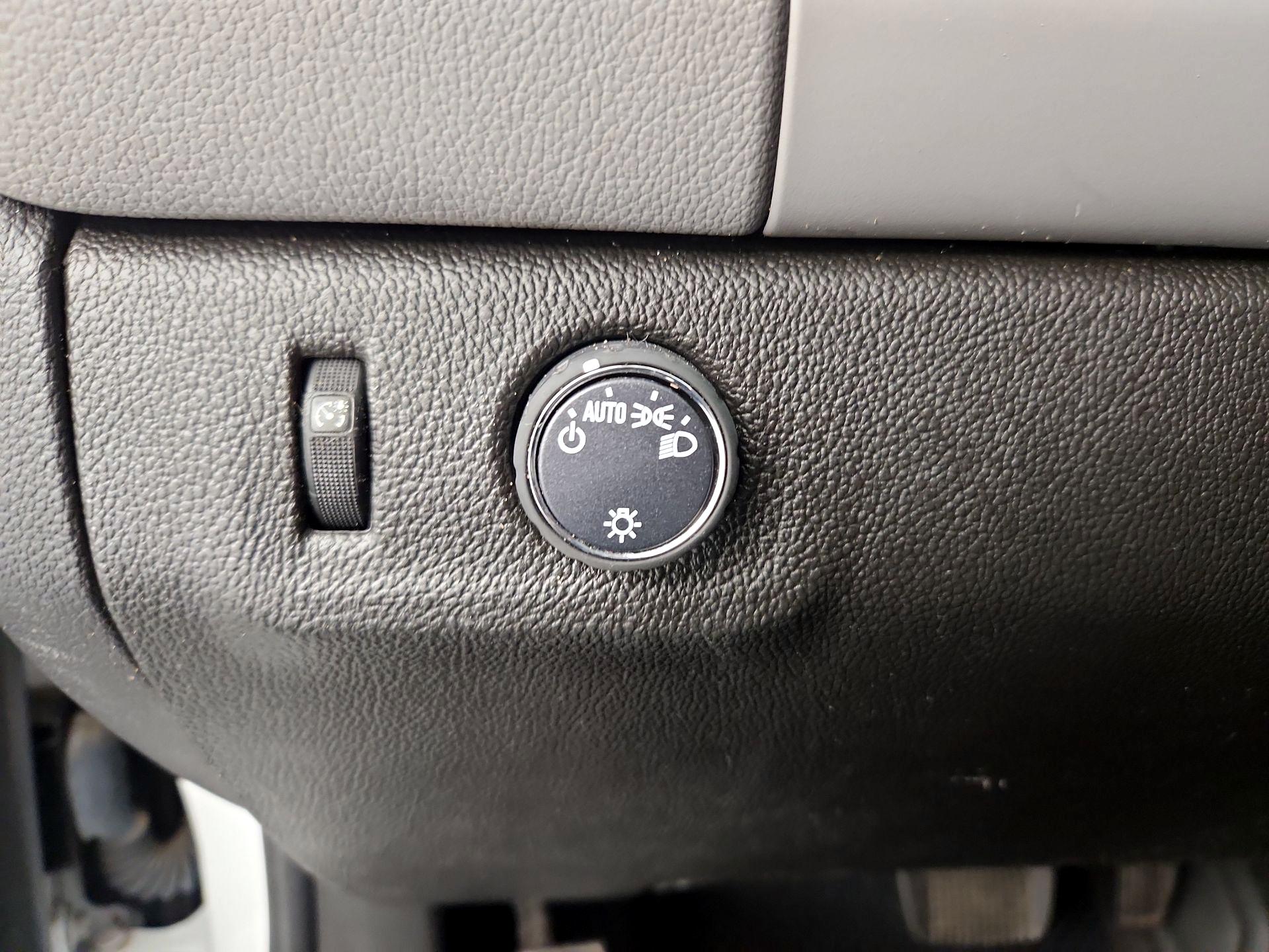 Thumbnail: 2022 Chevrolet Colorado - 13