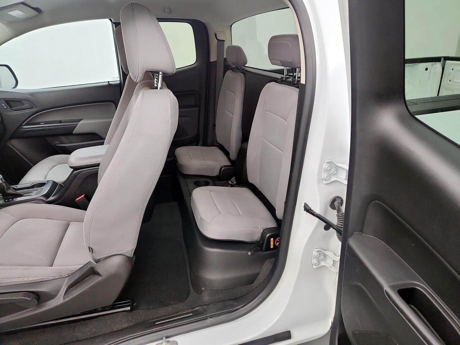 Thumbnail: 2022 Chevrolet Colorado - 19