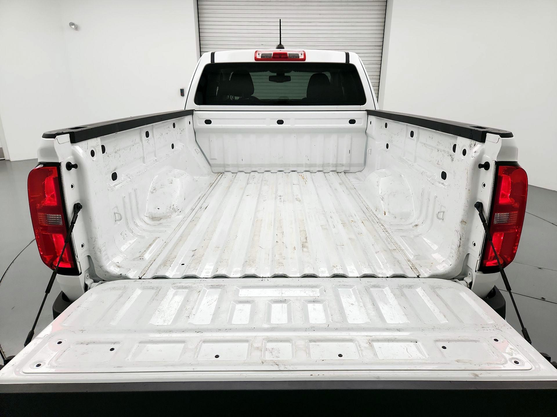 Thumbnail: 2022 Chevrolet Colorado - 20