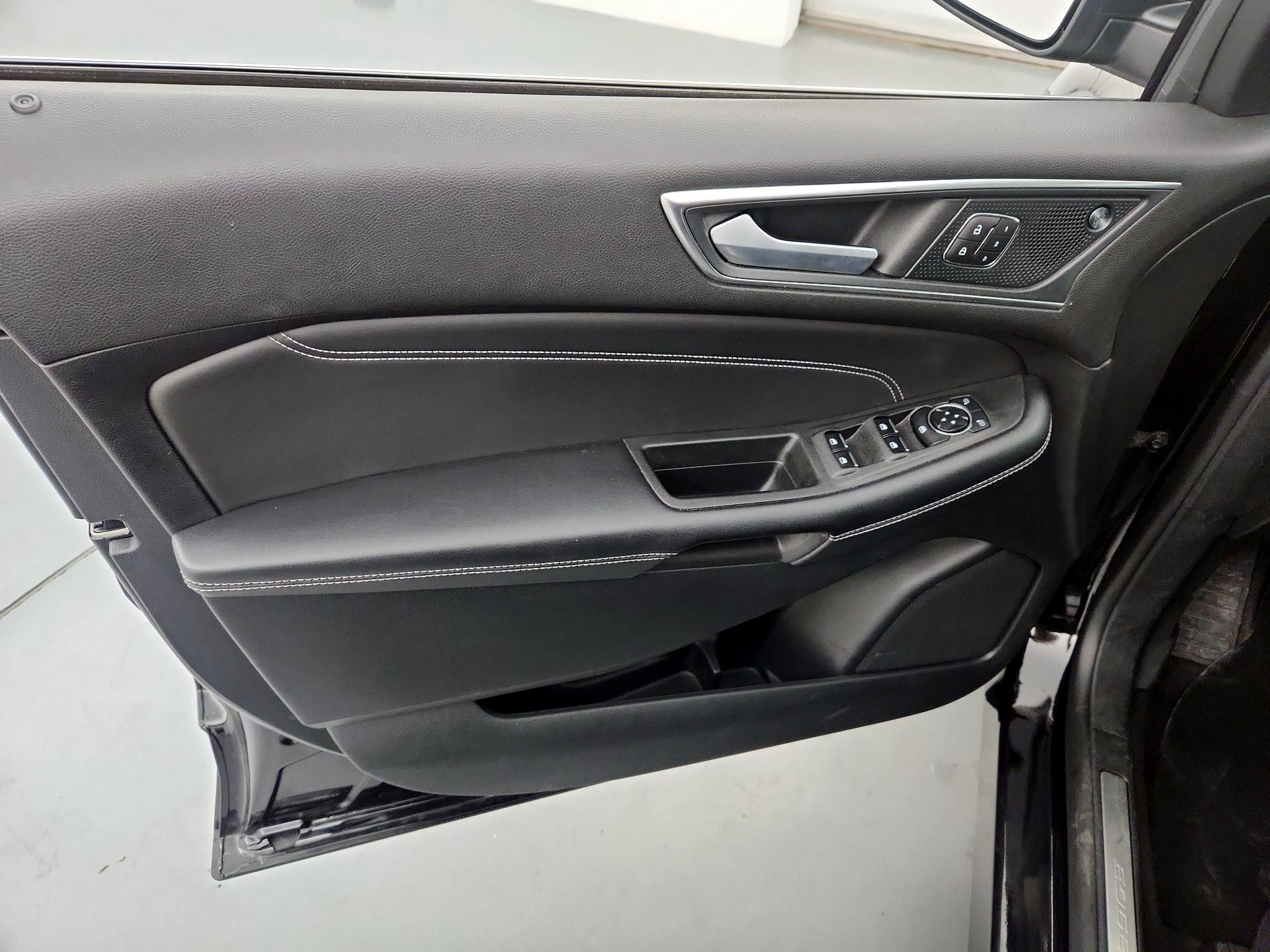 Thumbnail: 2024 Ford Edge - 12