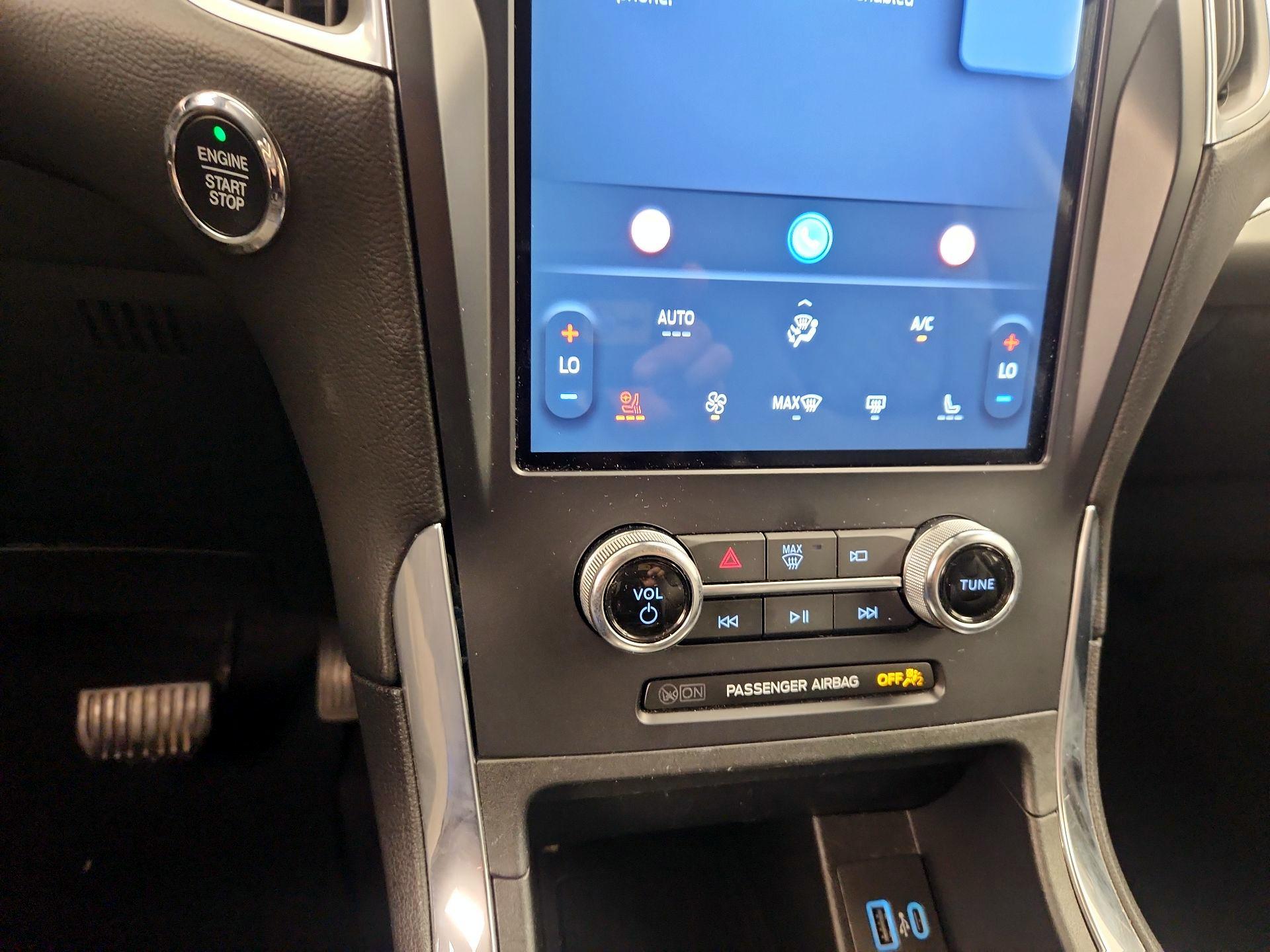 Thumbnail: 2024 Ford Edge - 16