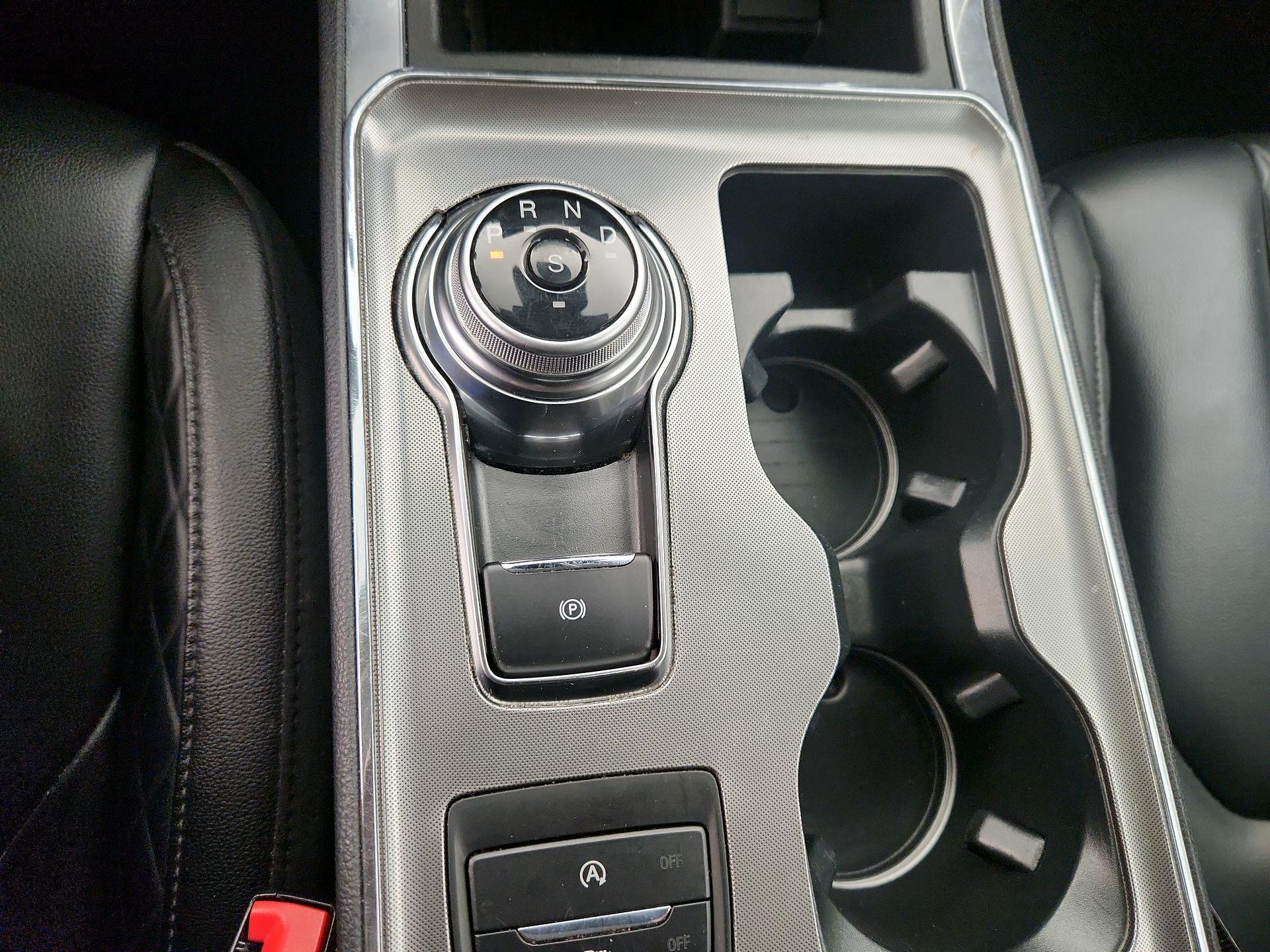 Thumbnail: 2024 Ford Edge - 17