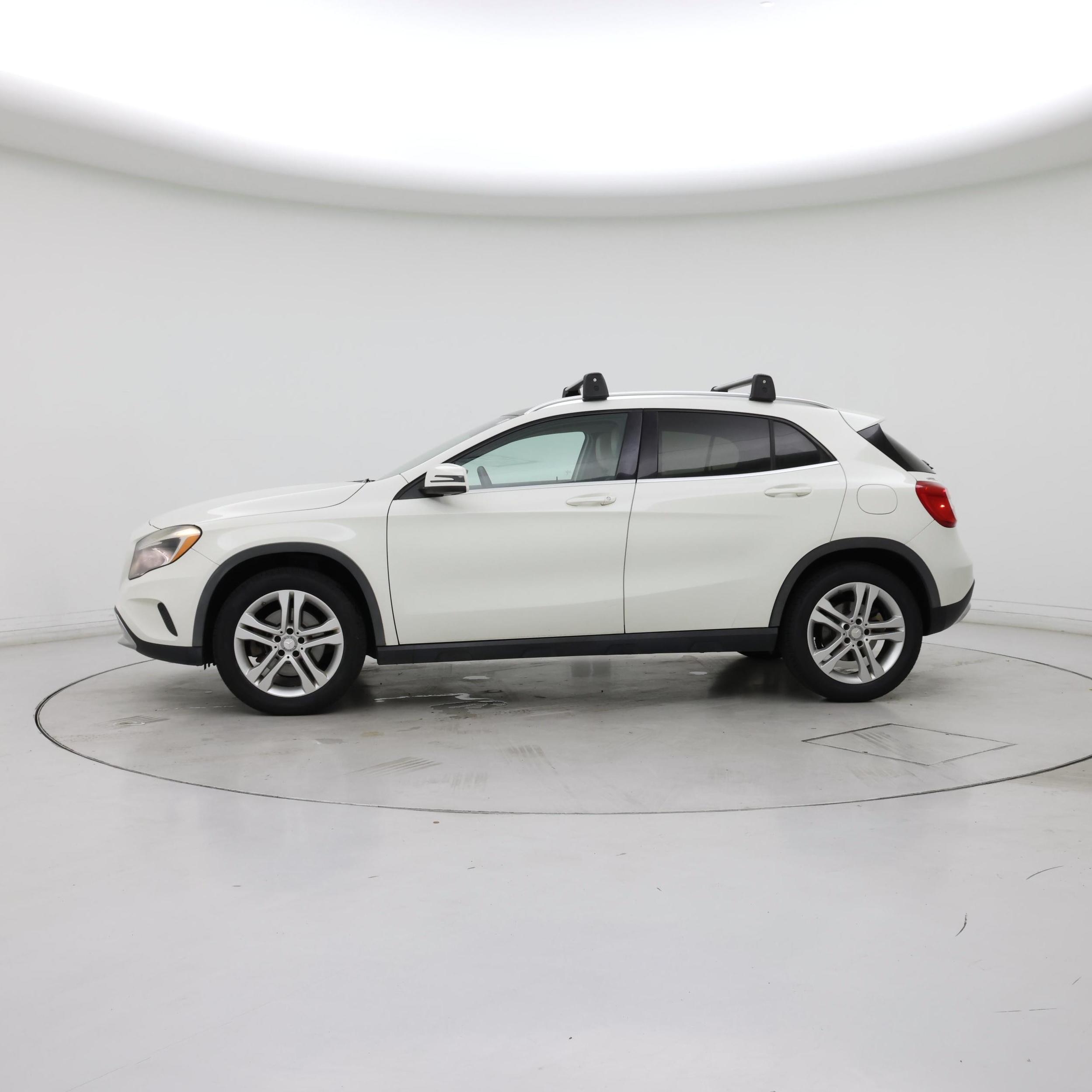 Thumbnail: 2015 Mercedes-Benz GLA - 3