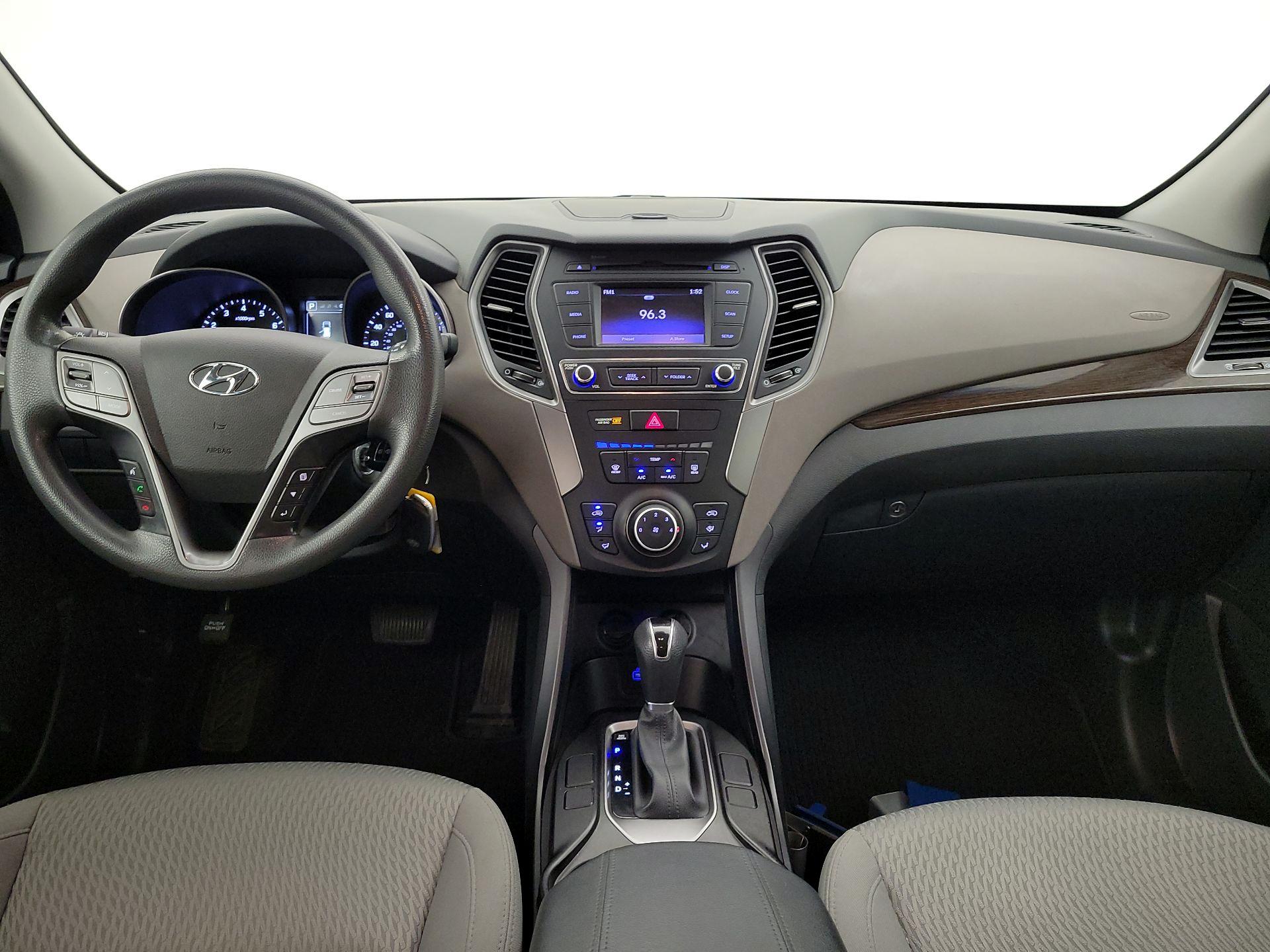 Thumbnail: 2018 Hyundai Santa Fe - 9