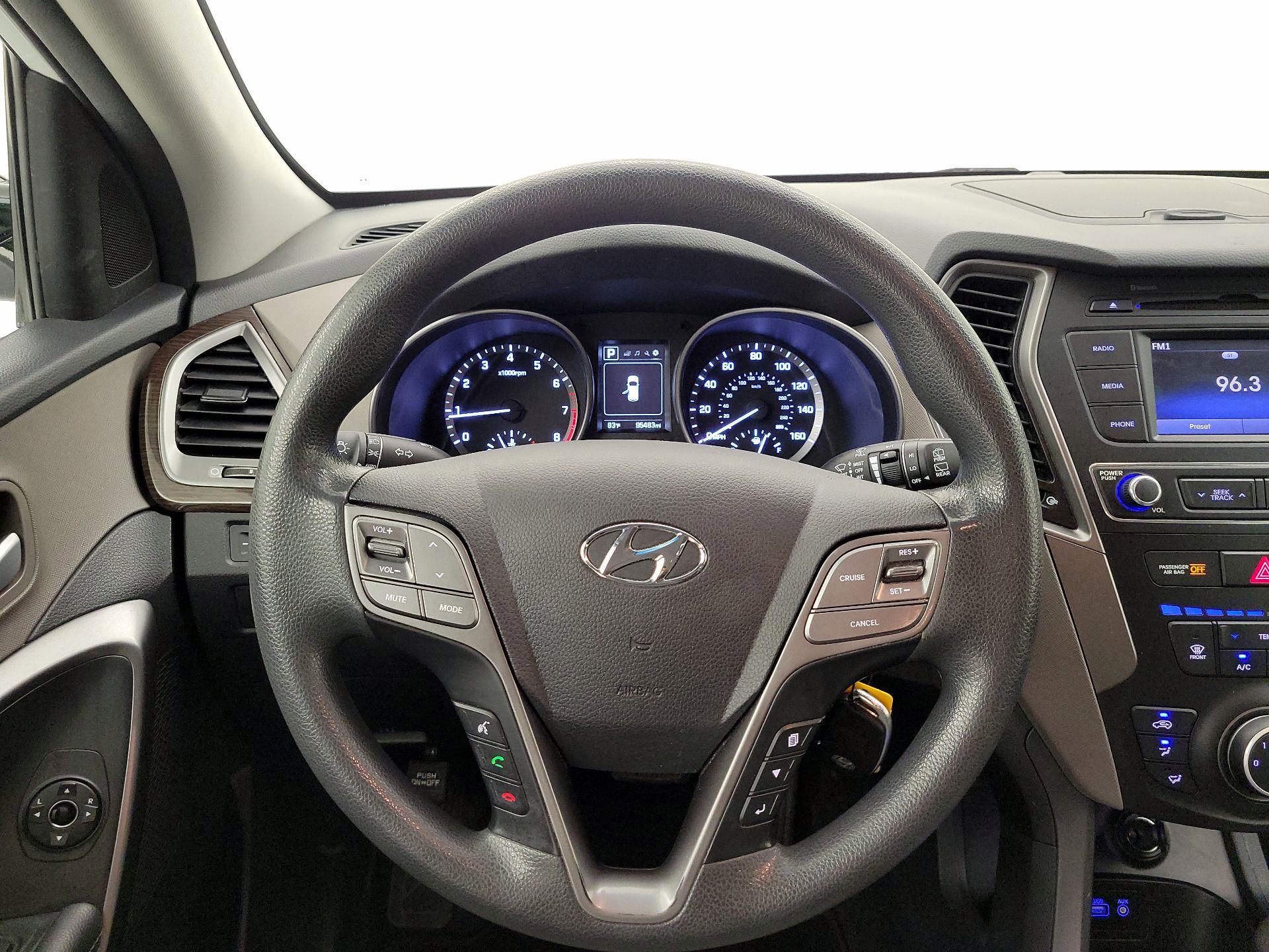 Thumbnail: 2018 Hyundai Santa Fe - 10