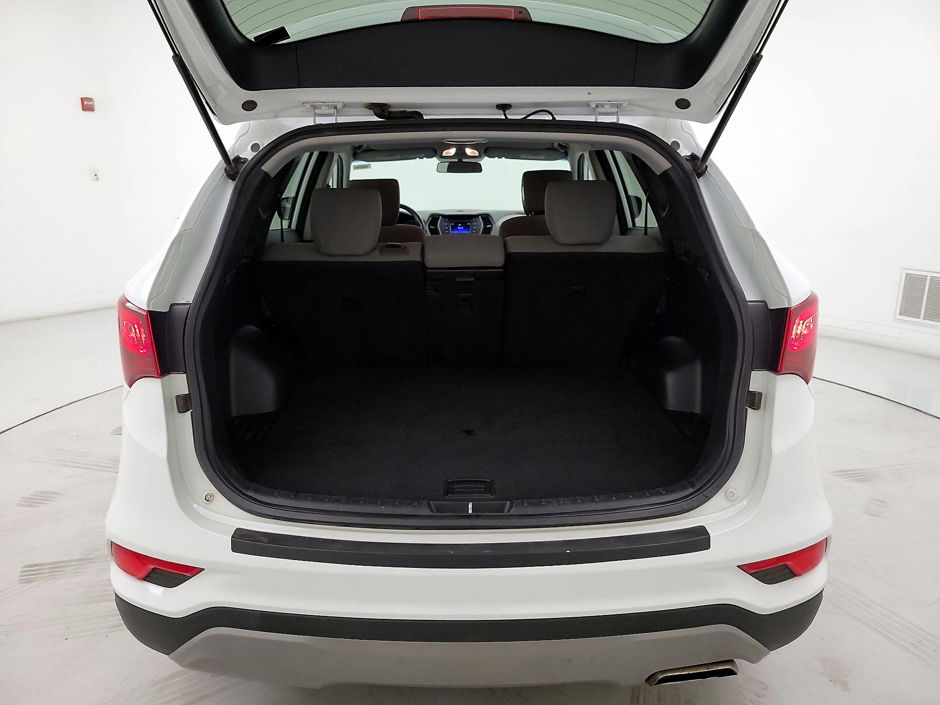 Thumbnail: 2018 Hyundai Santa Fe - 20