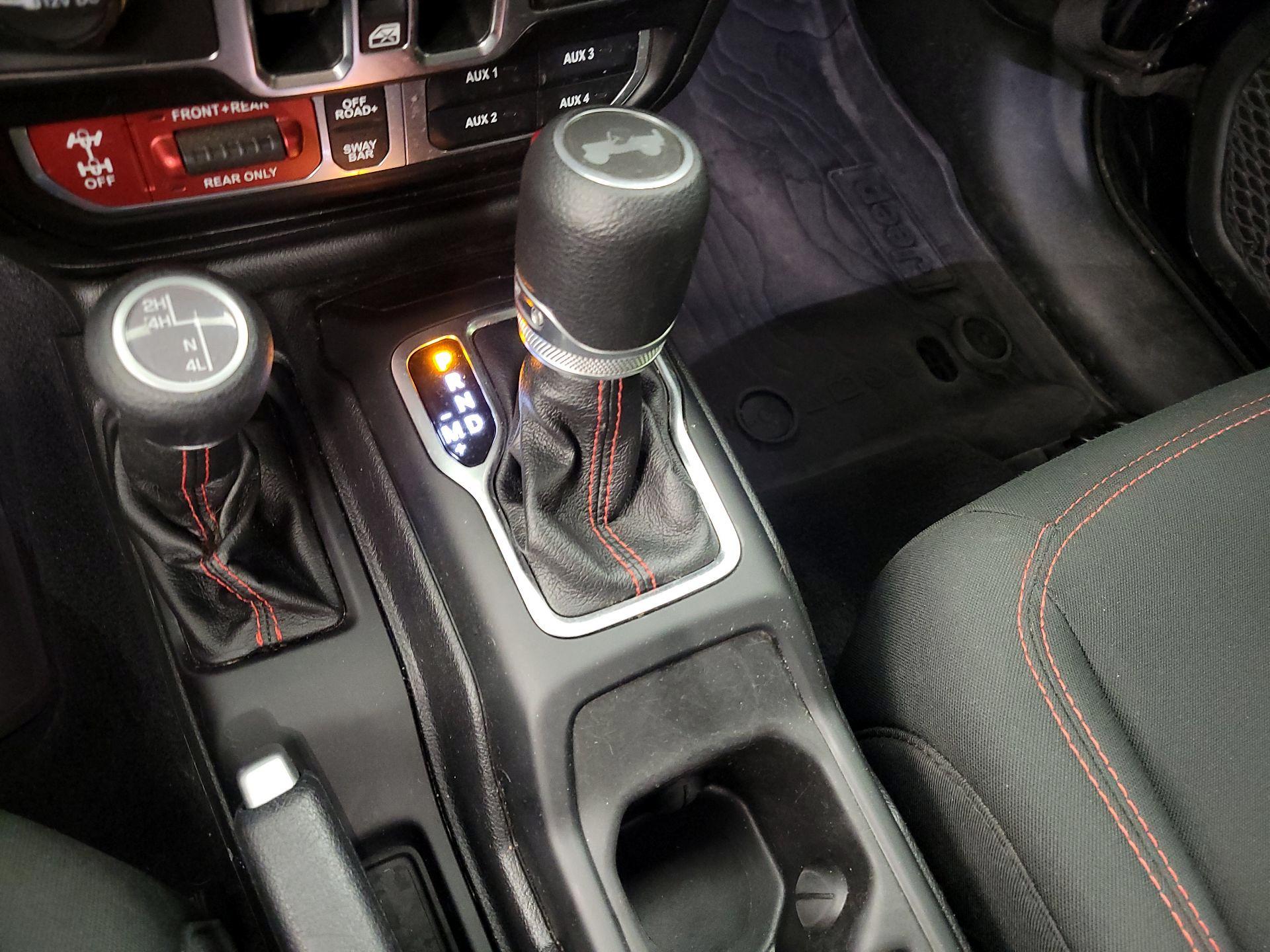 Thumbnail: 2021 Jeep Wrangler - 15