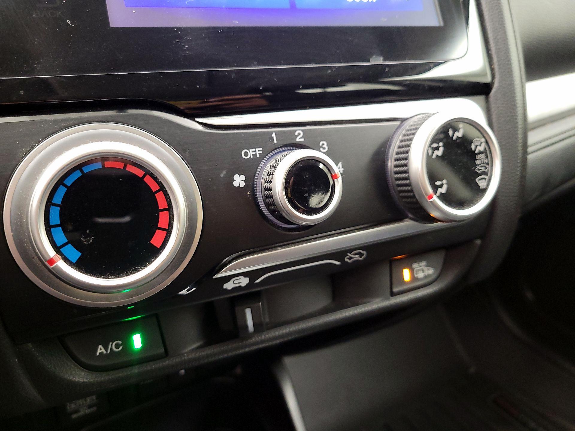 Thumbnail: 2015 Honda Fit - 16