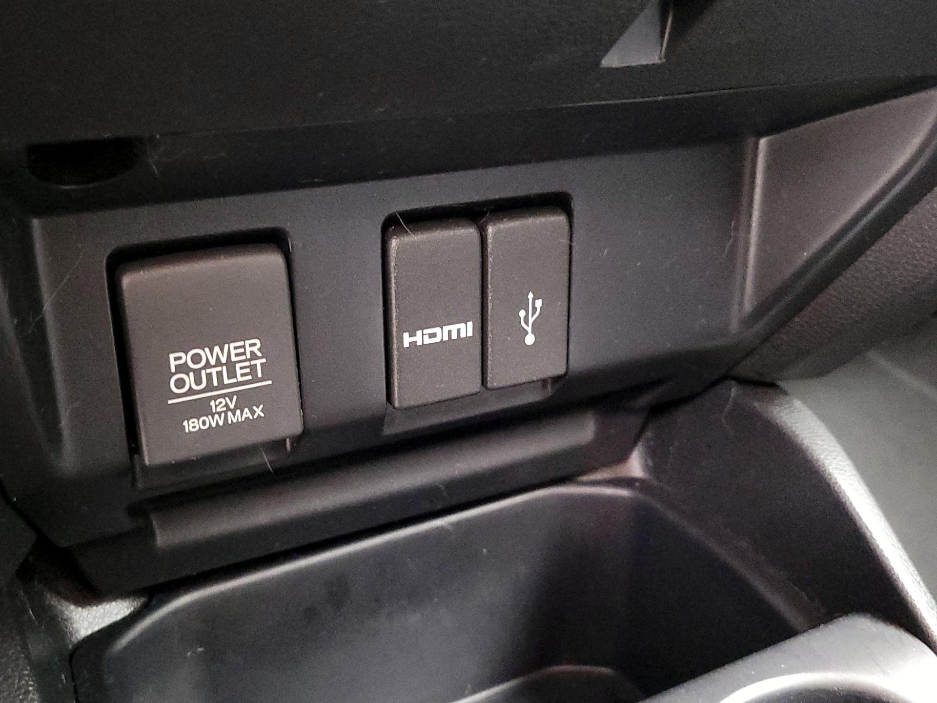 Thumbnail: 2015 Honda Fit - 18