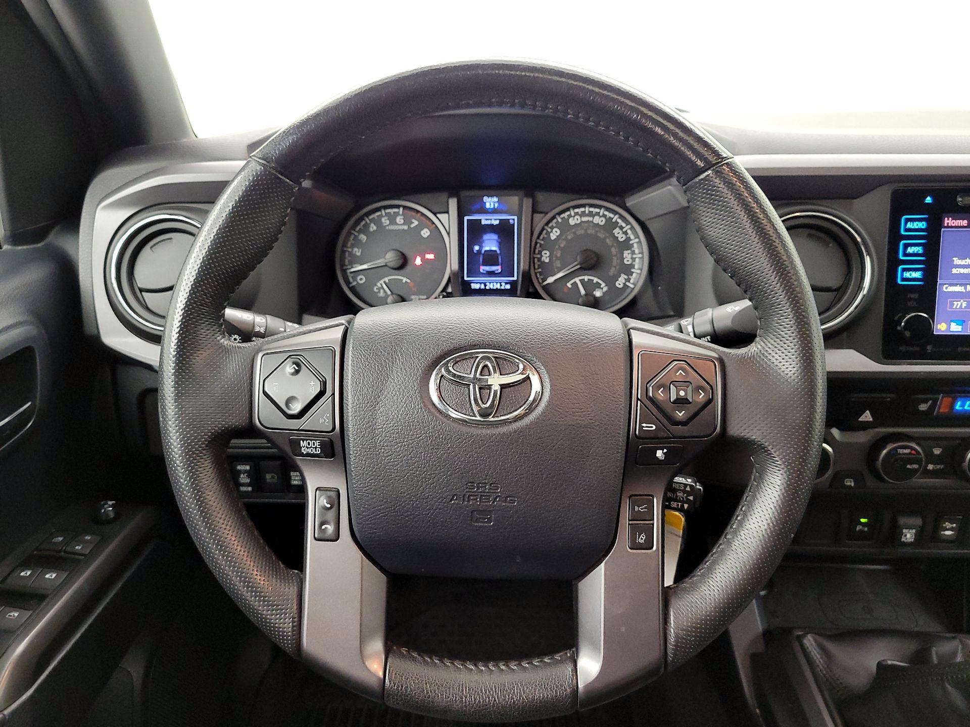 Thumbnail: 2019 Toyota Tacoma - 10