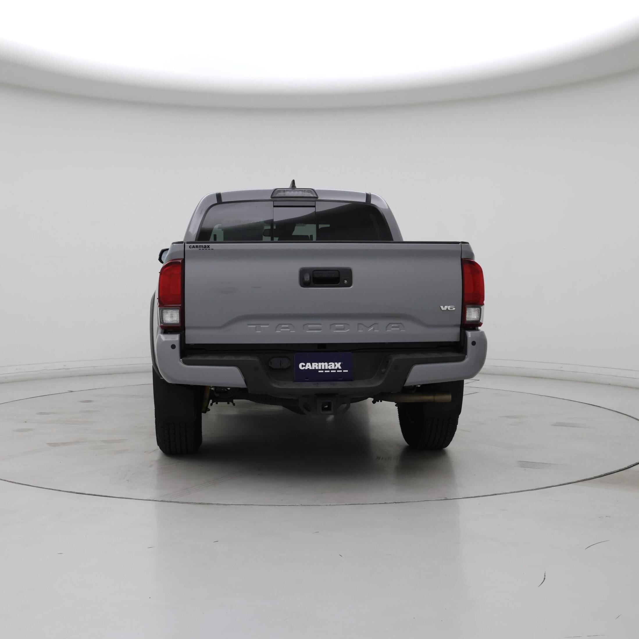 Thumbnail: 2019 Toyota Tacoma - 6